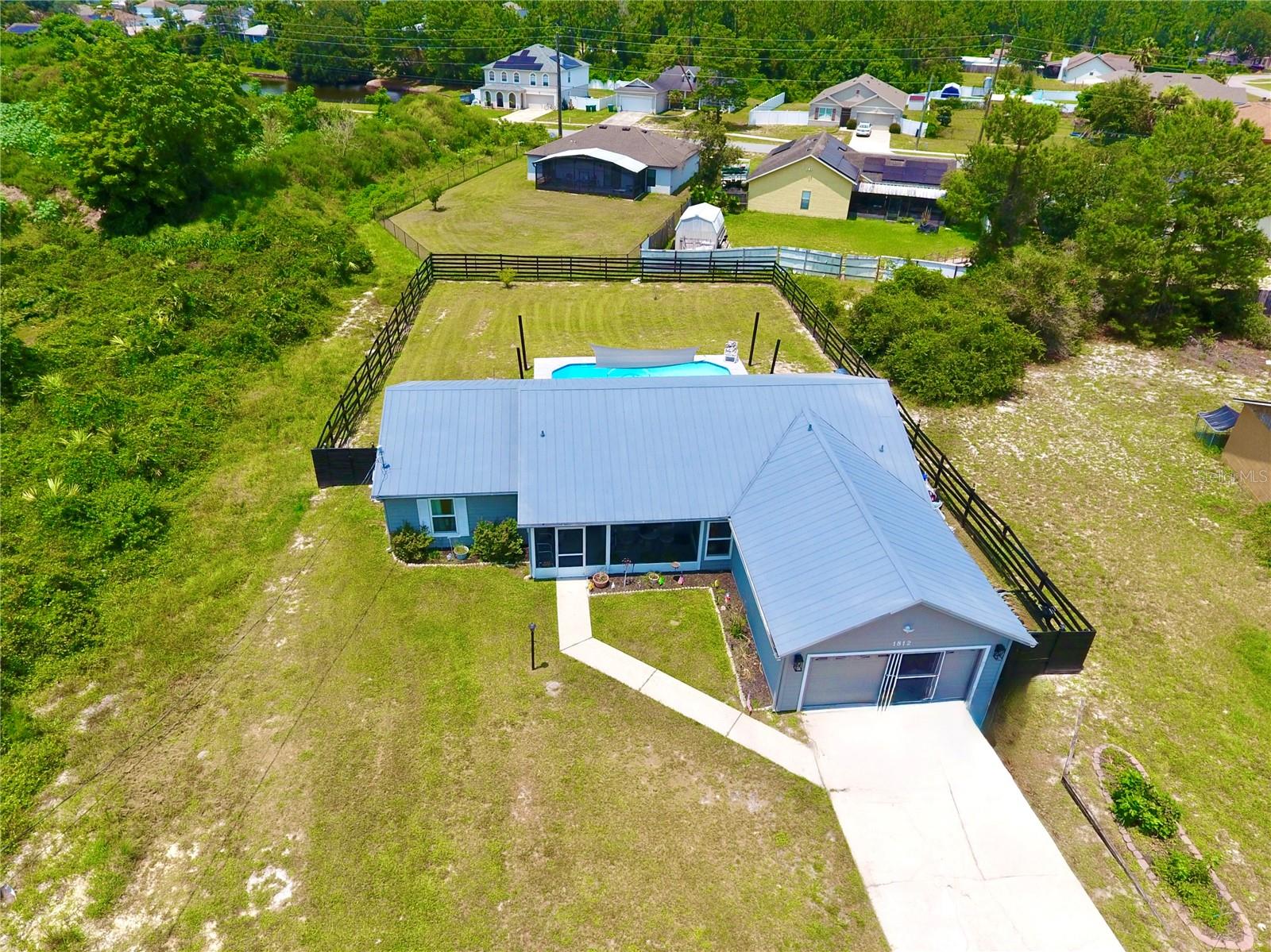 1812 WHIPPLE DRIVE