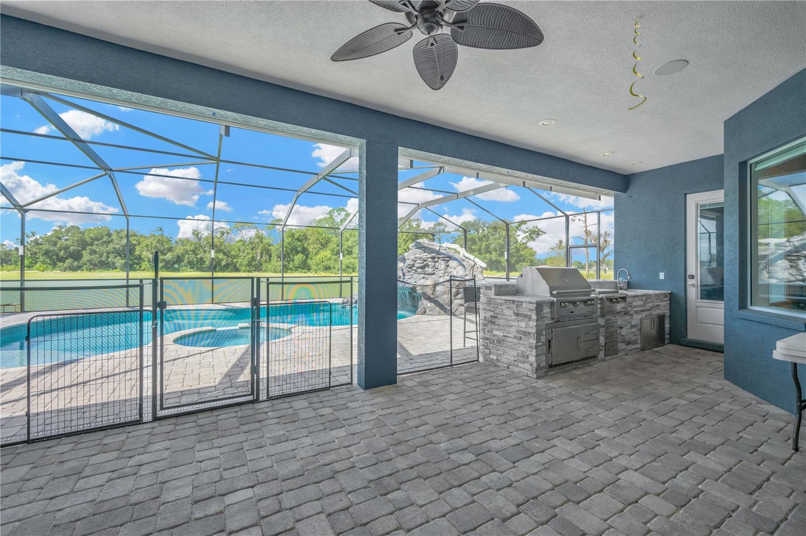 SADDLE RIDGE SUB - Residential