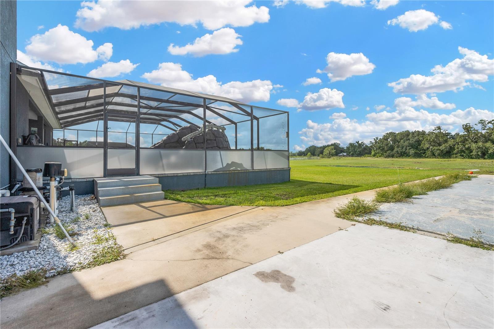 SADDLE RIDGE SUB - Residential
