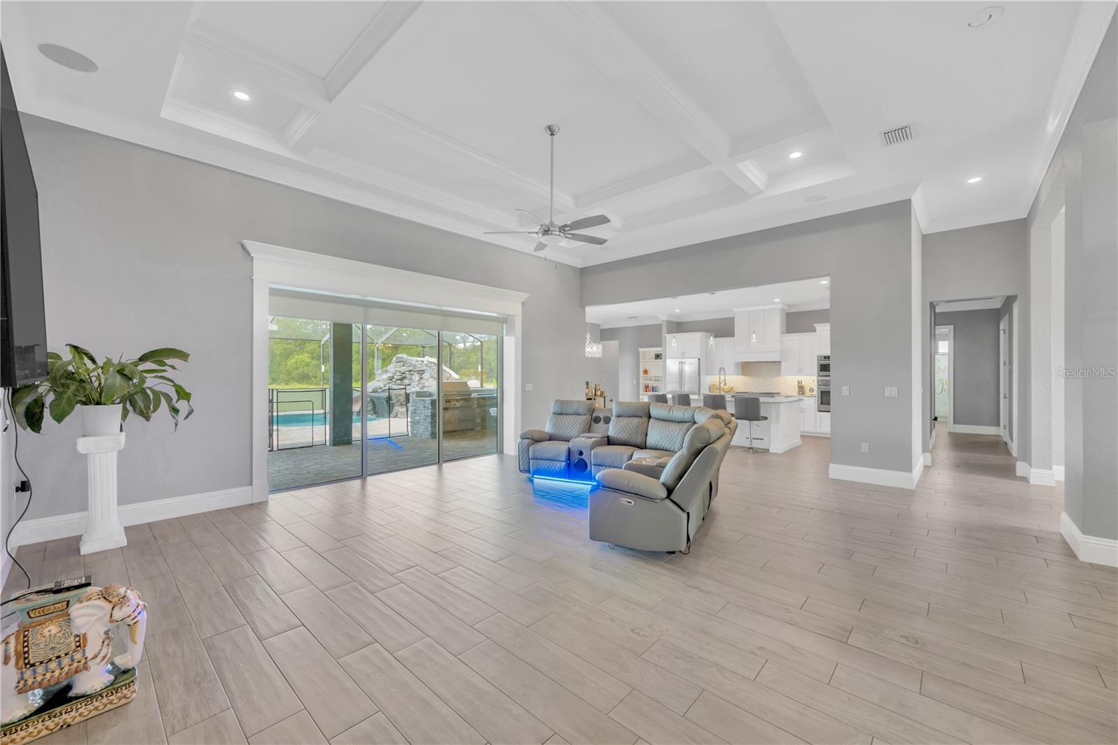 SADDLE RIDGE SUB - Residential