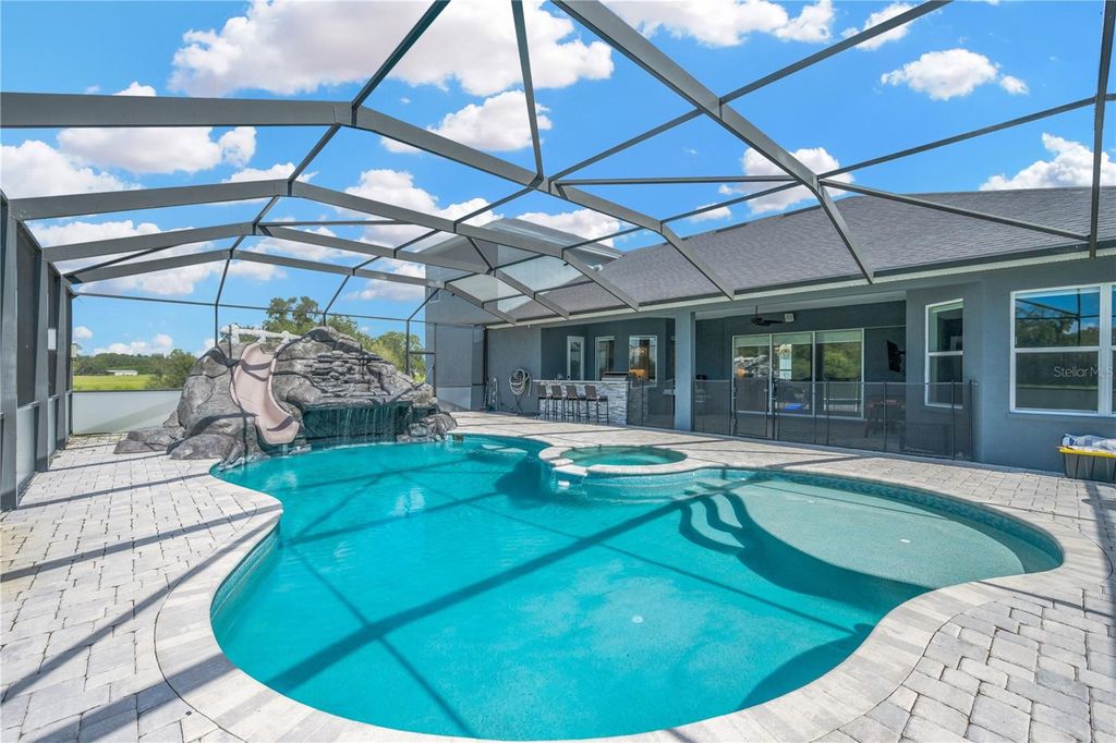 Photo of 2850 Saddle Ridge Lane, Lakeland, FL 33810 (MLS # TB8434033)