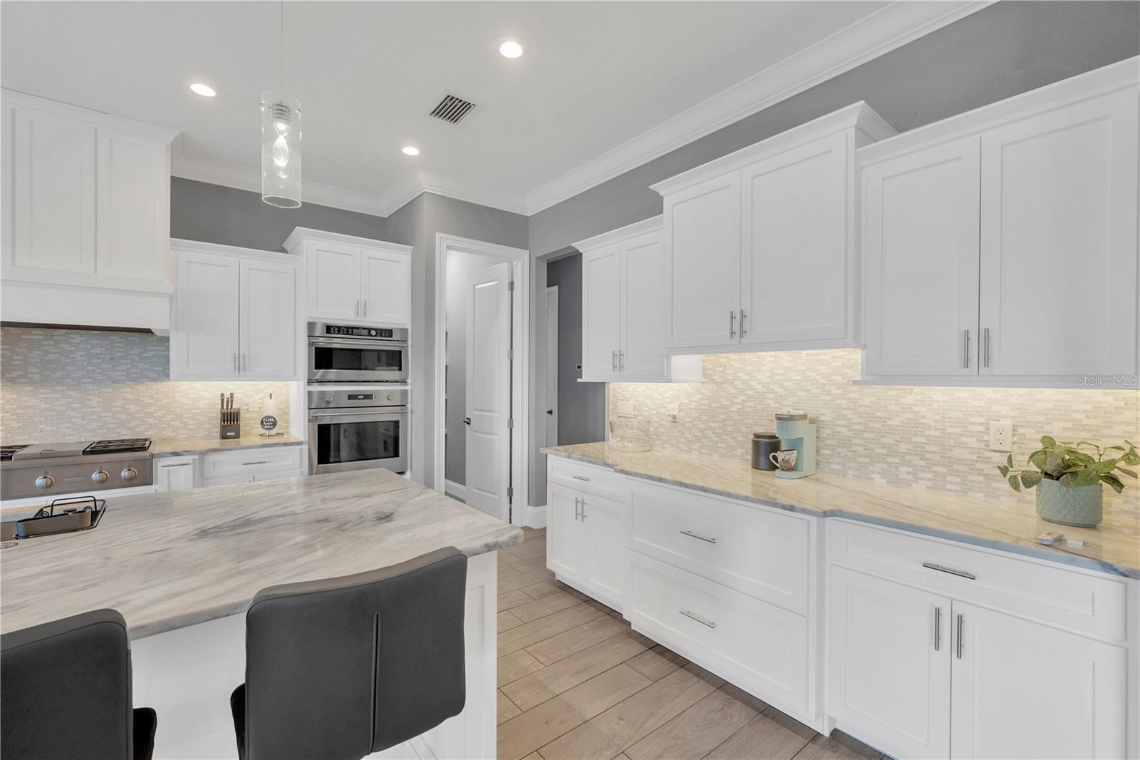SADDLE RIDGE SUB - Residential