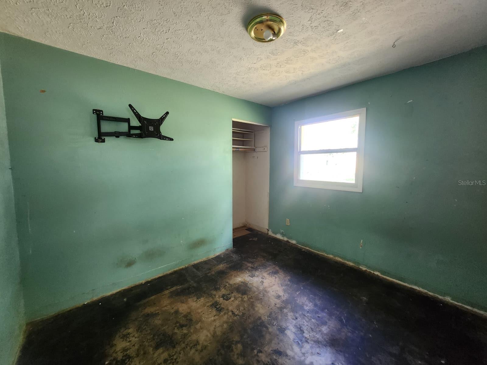 GOLDEN ISLE - Residential