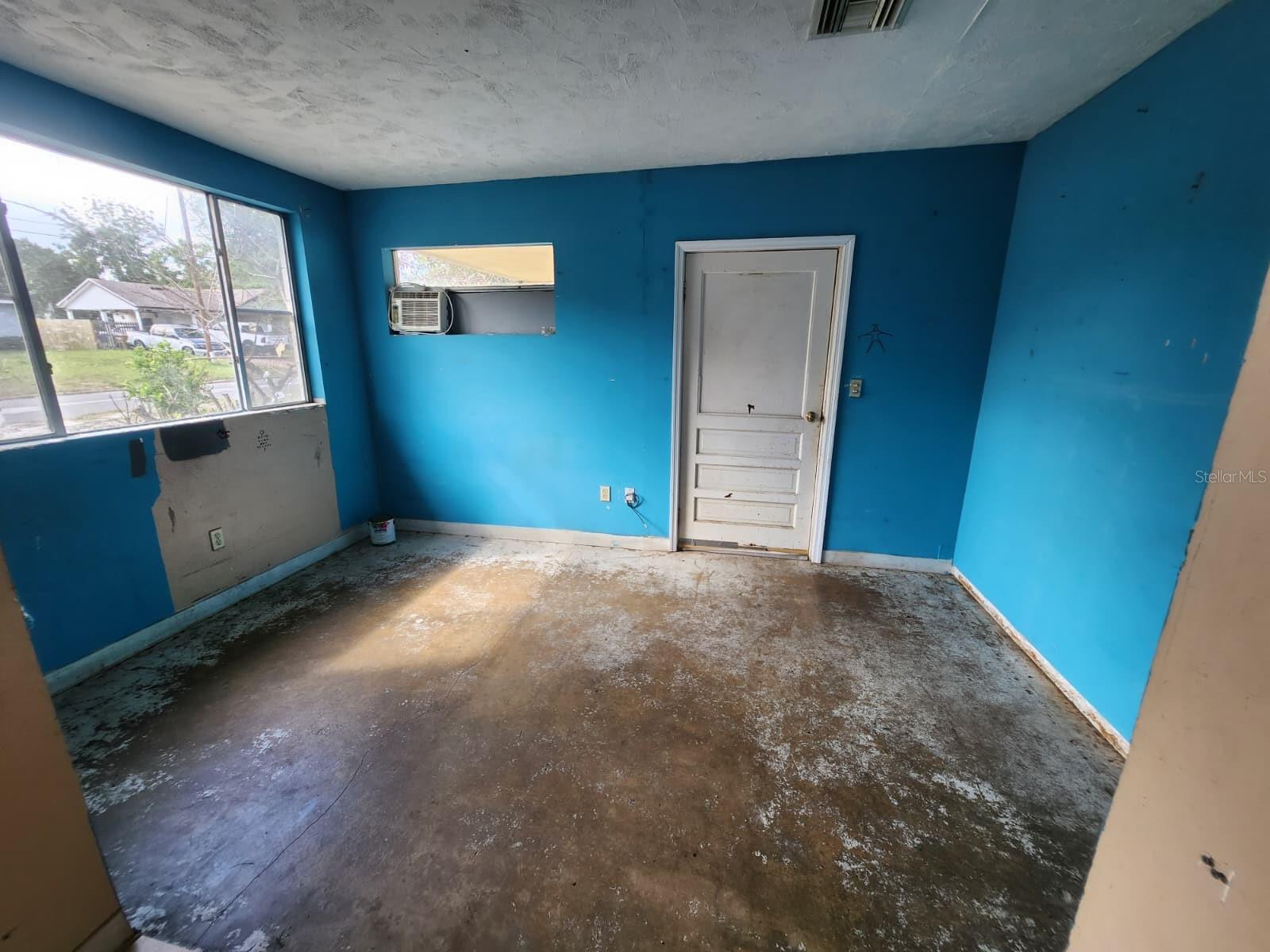 GOLDEN ISLE - Residential