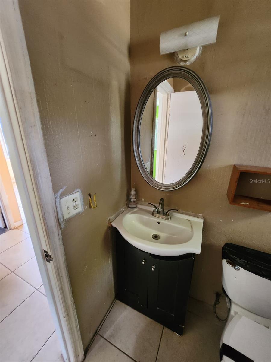 GOLDEN ISLE - Residential