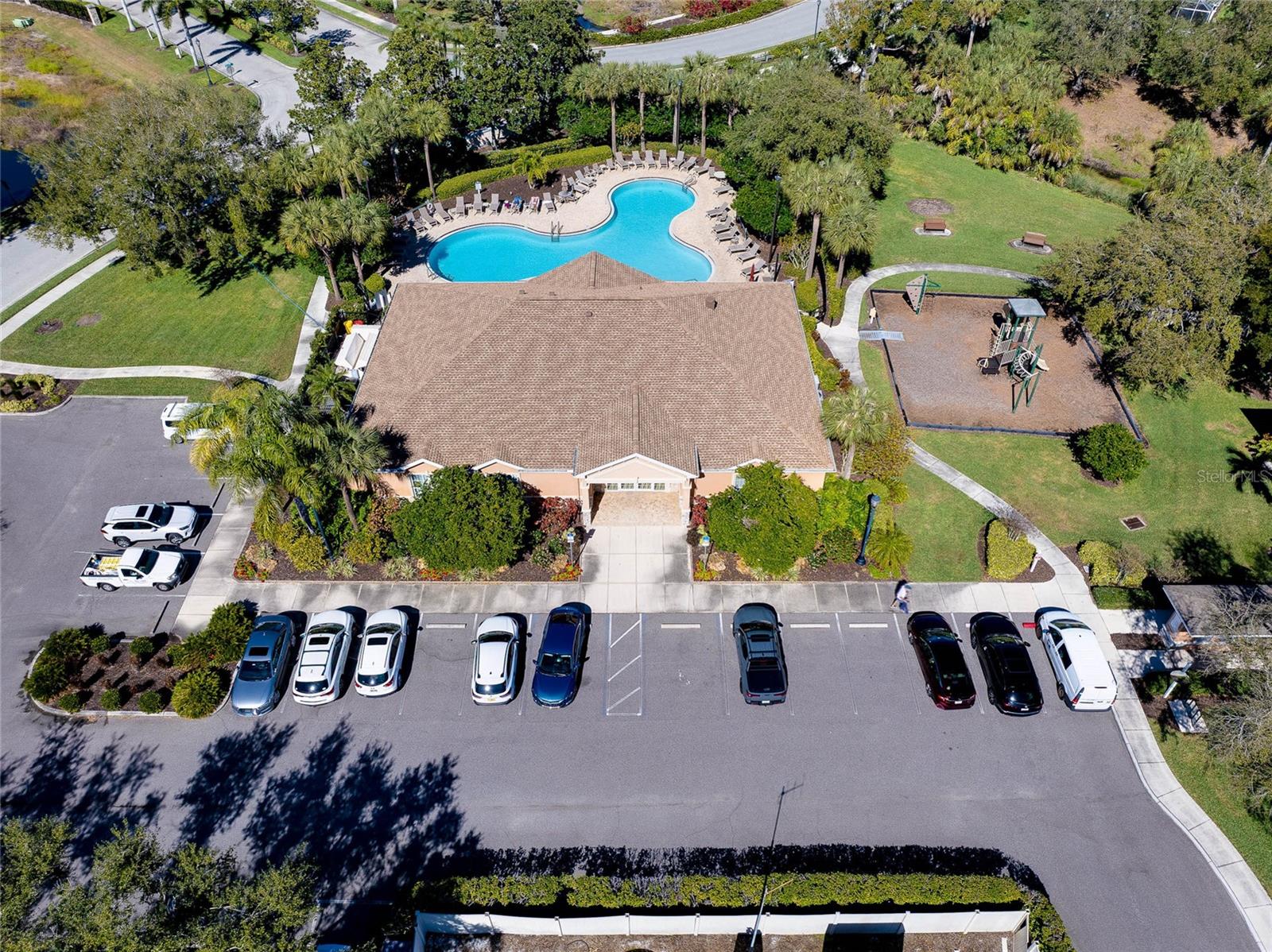 PALMA SOLA TRACE - Residential