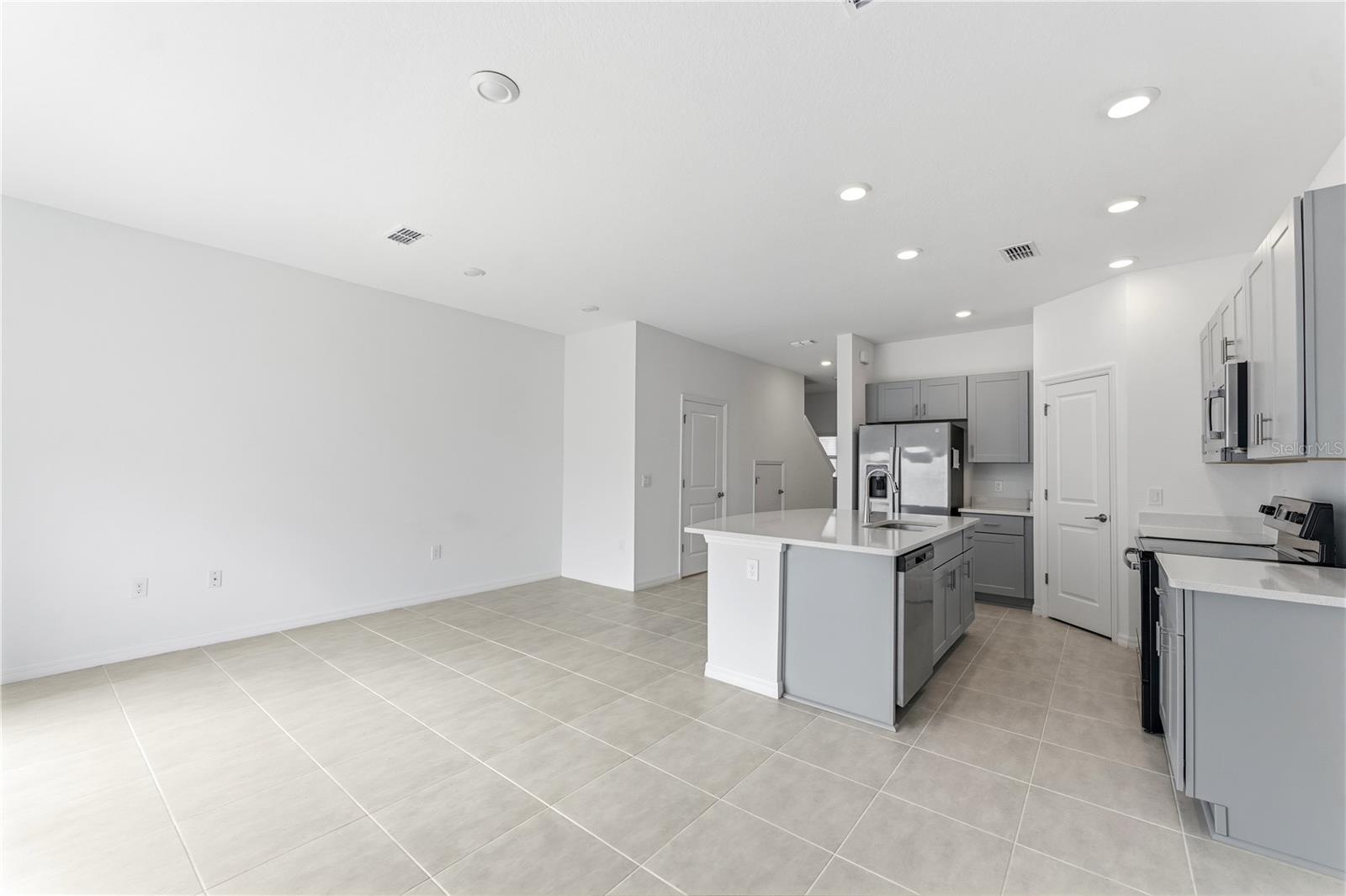 BELLALAGO POD G TWNHMS - Residential