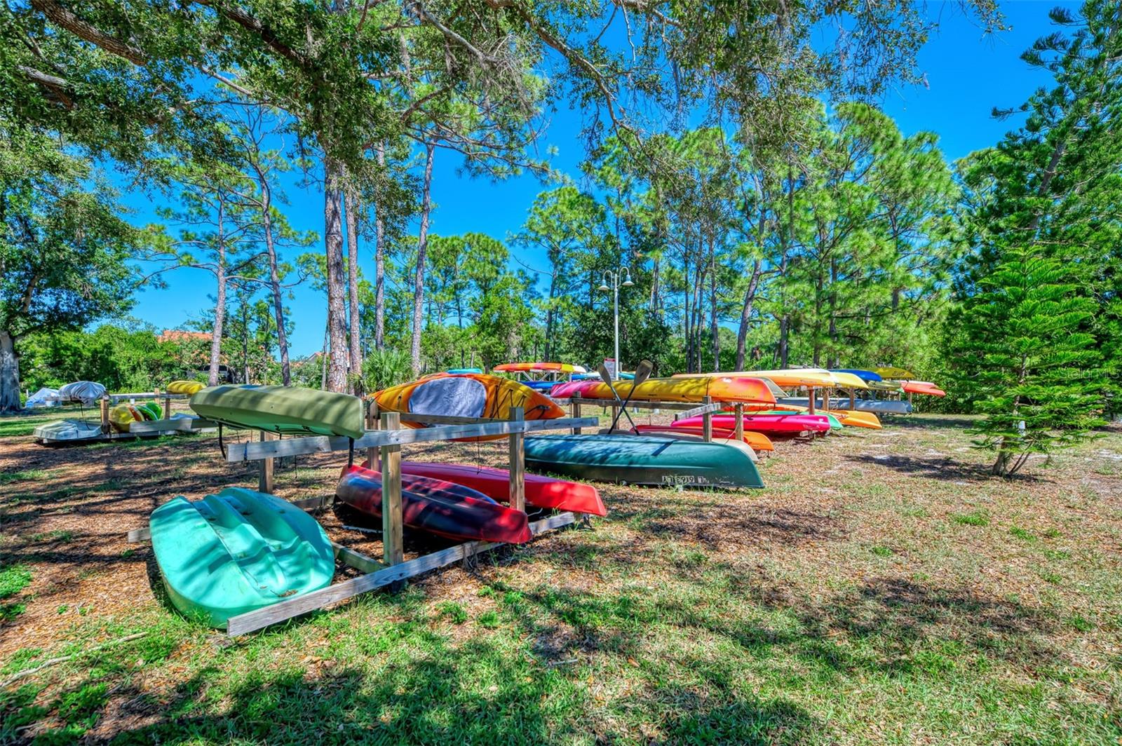 FAIRWINDS VILLAGE - Residential