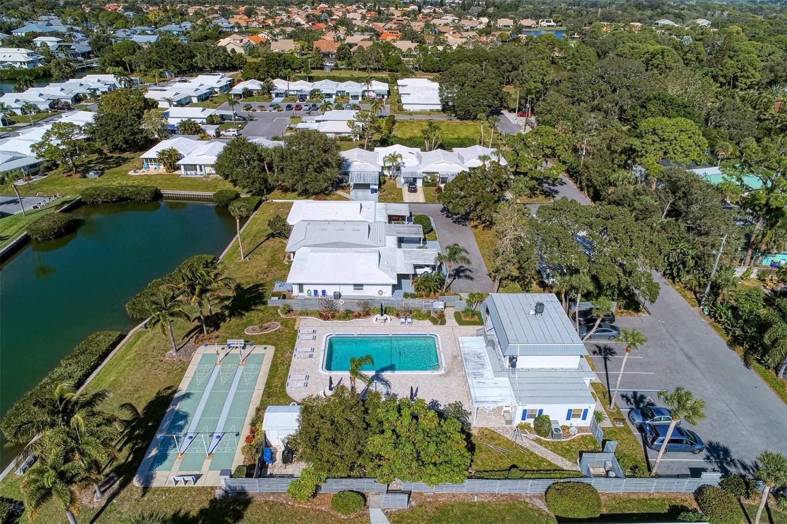 FAIRWINDS VILLAGE - Residential