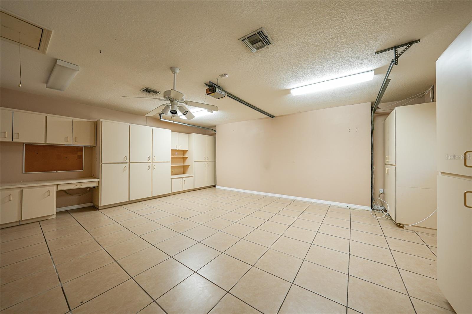 ROTONDA WEST BROADMOOR - Residential