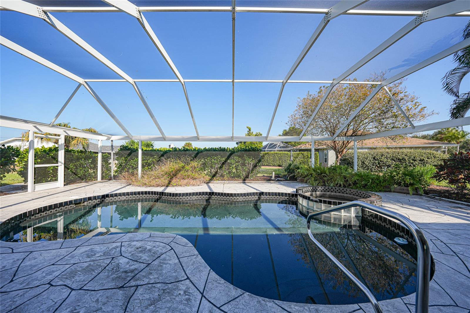 ROTONDA WEST BROADMOOR - Residential