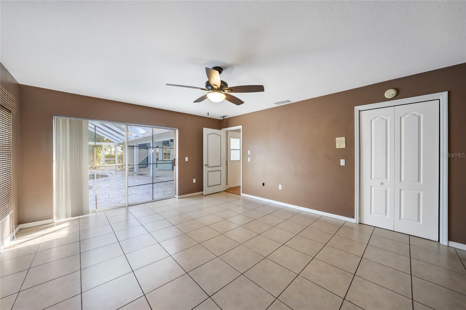 ROTONDA WEST BROADMOOR - Residential