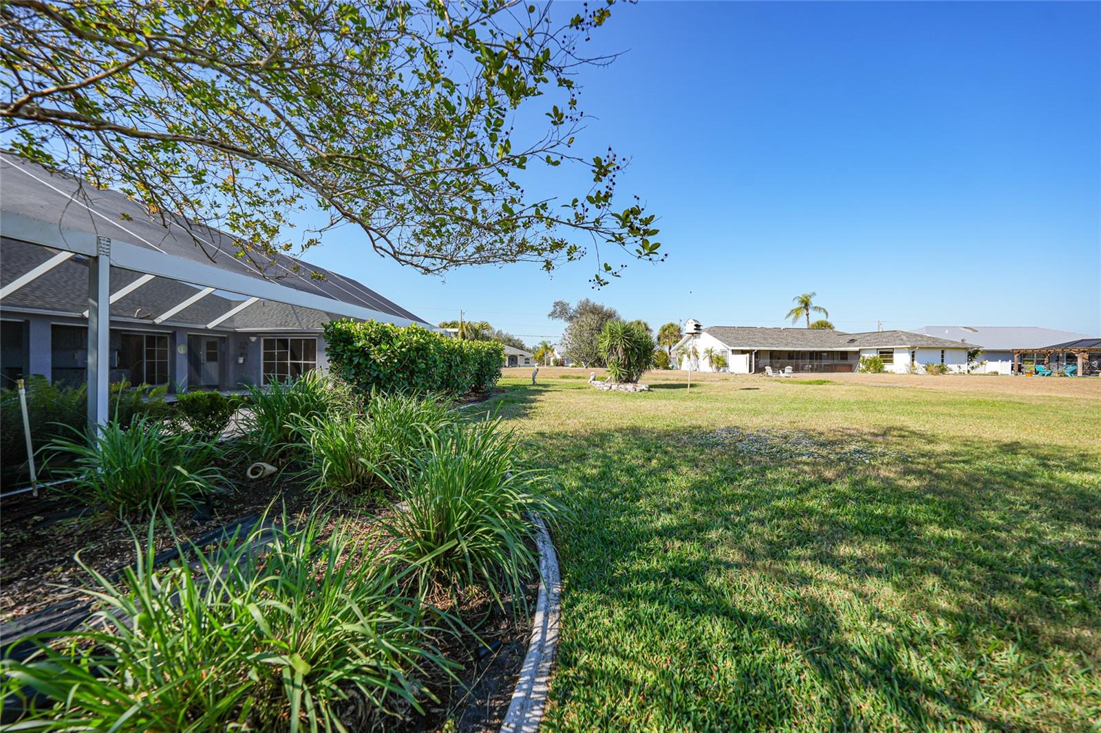 ROTONDA WEST BROADMOOR - Residential