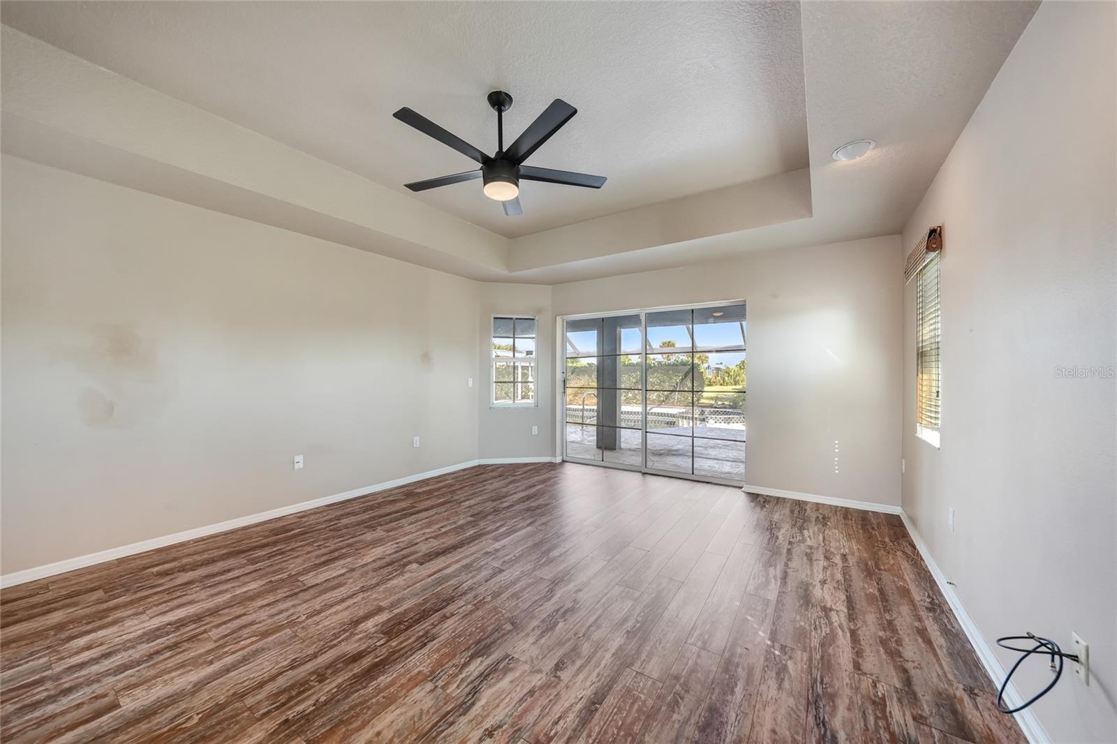 ROTONDA WEST BROADMOOR - Residential