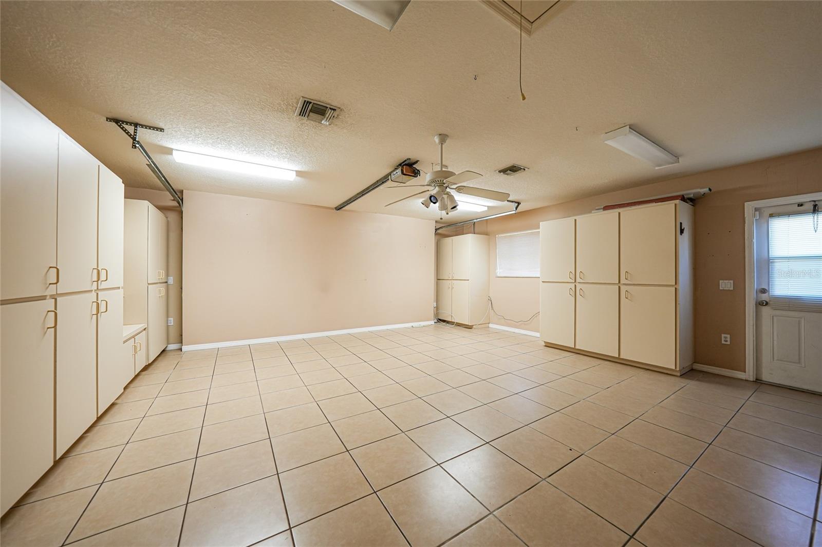 ROTONDA WEST BROADMOOR - Residential