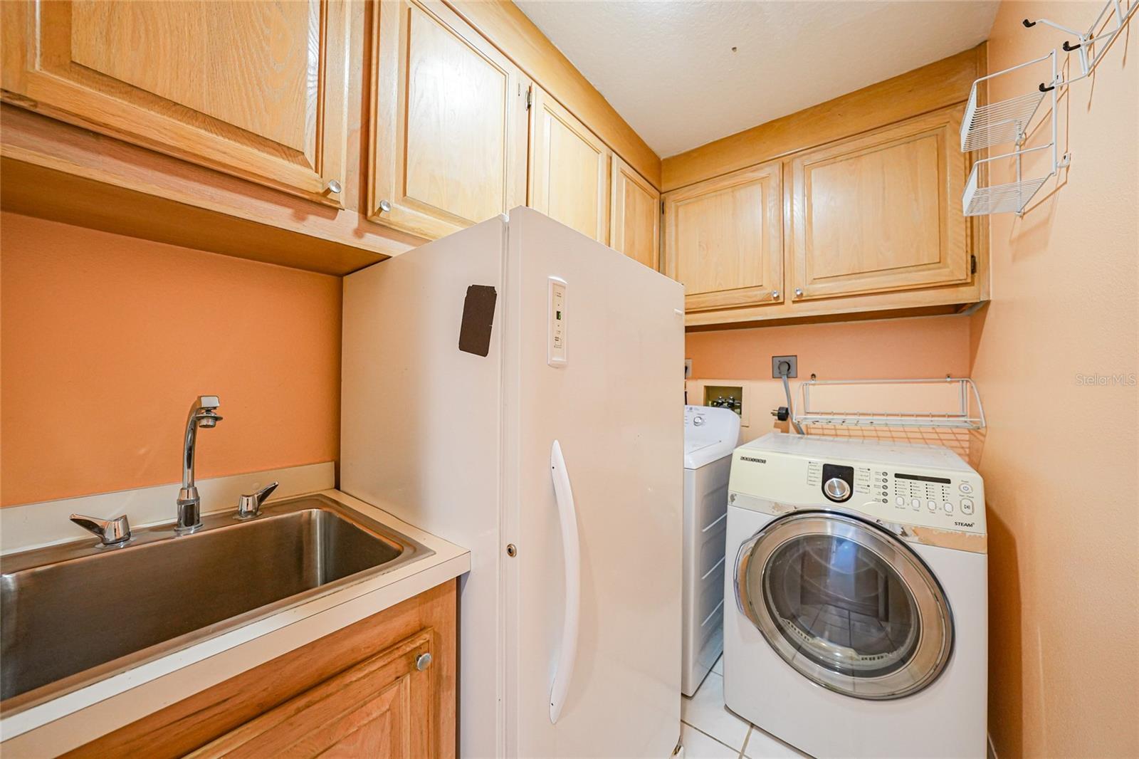 ROTONDA WEST BROADMOOR - Residential