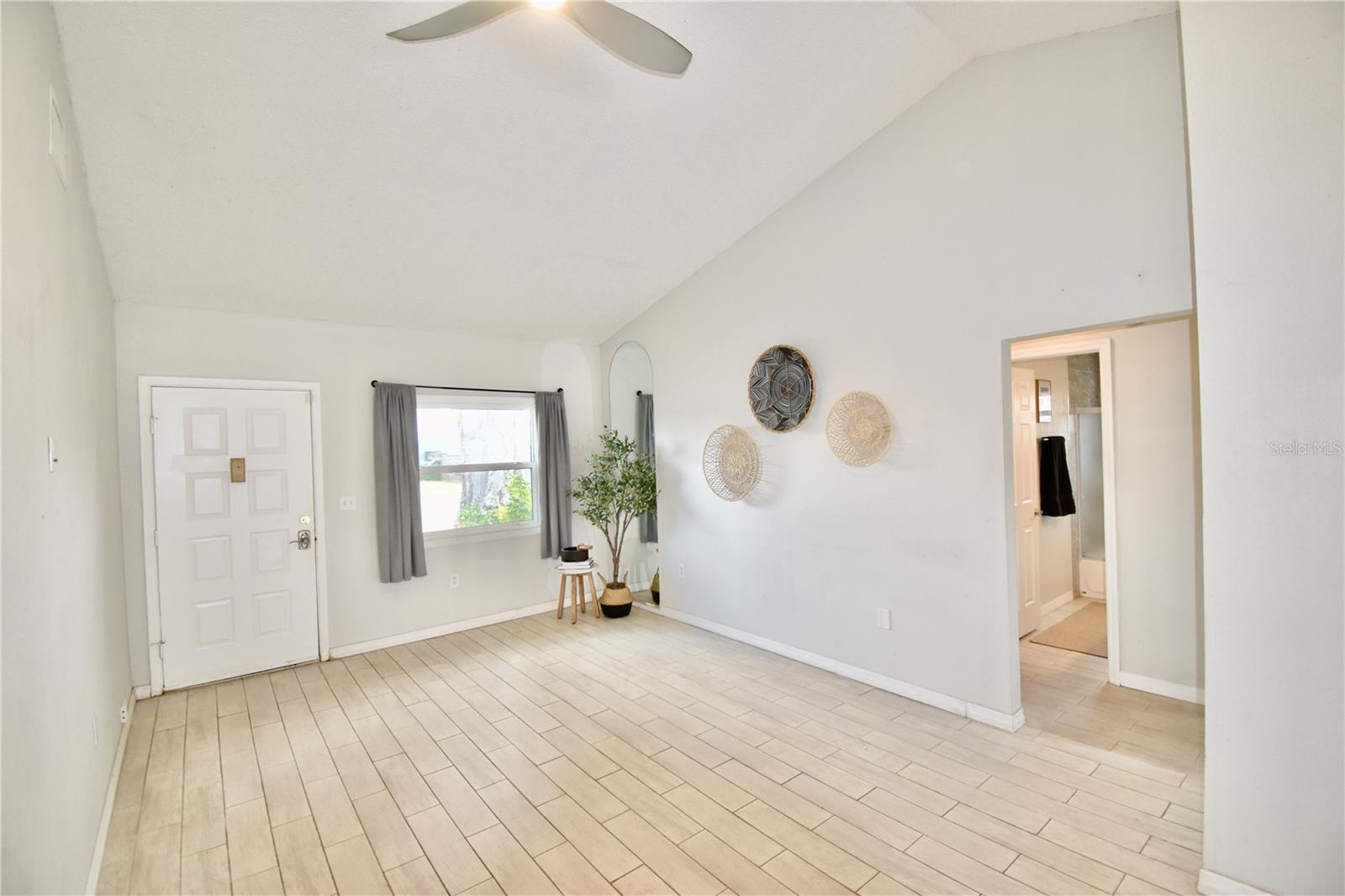 SEVEN SPGS HOMES - Residential