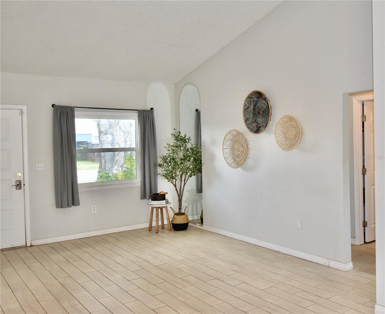 SEVEN SPGS HOMES - Residential