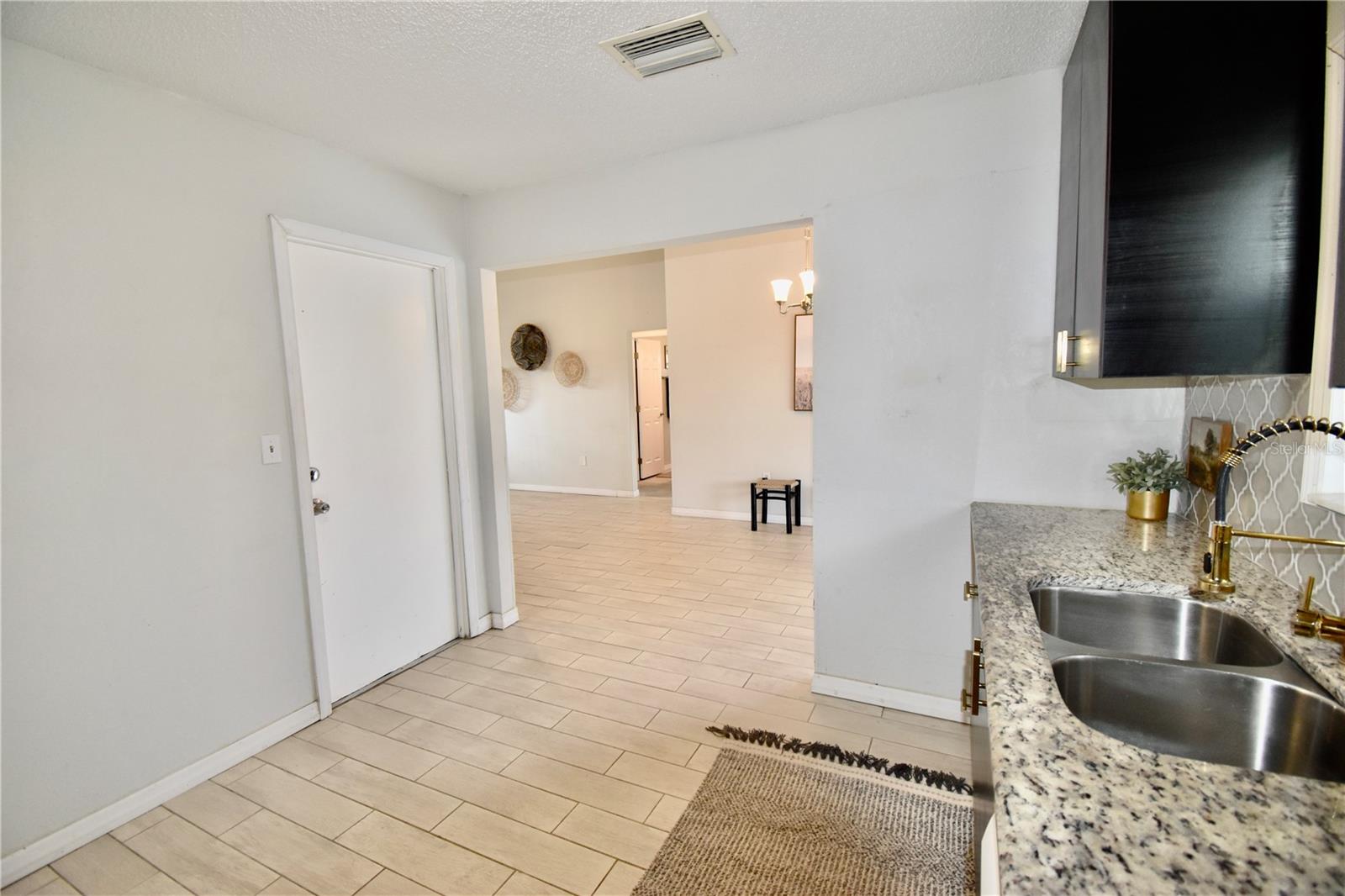 SEVEN SPGS HOMES - Residential