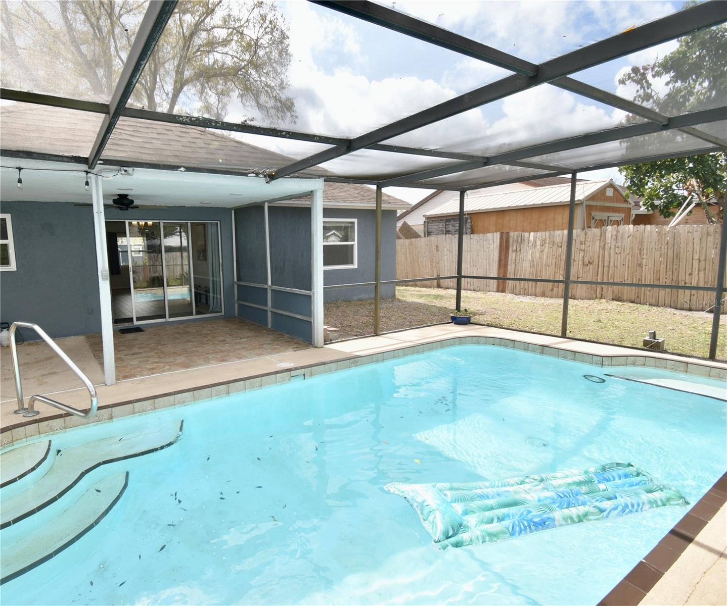 SEVEN SPGS HOMES - Residential