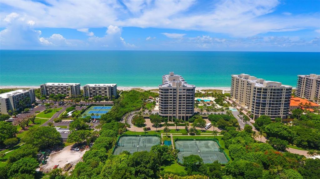 Photo of 1211 Gulf Of Mexico Dr #108, Longboat Key, FL 34228 (MLS # A4667361)