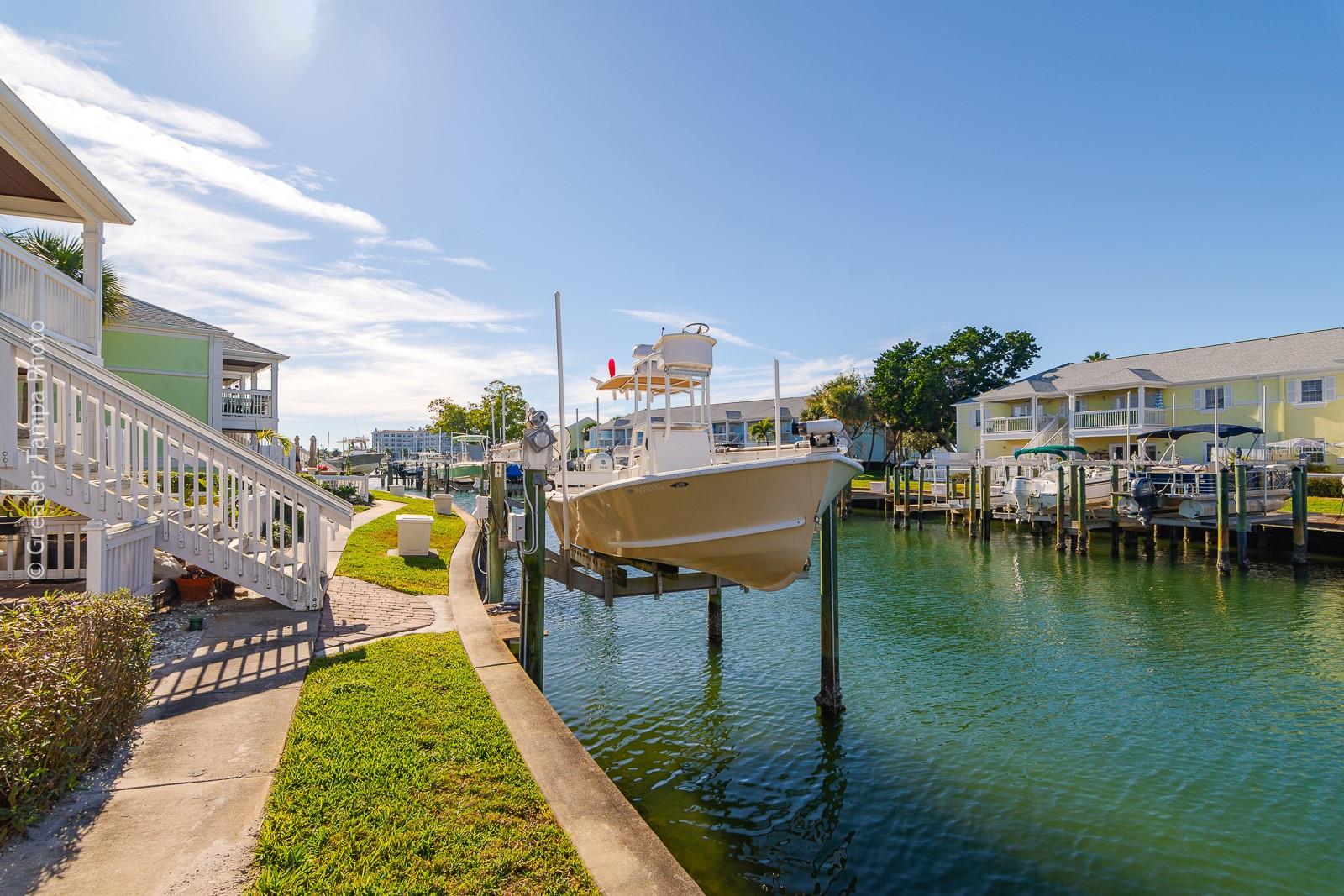 5215 COQUINA KEY DRIVE SE A