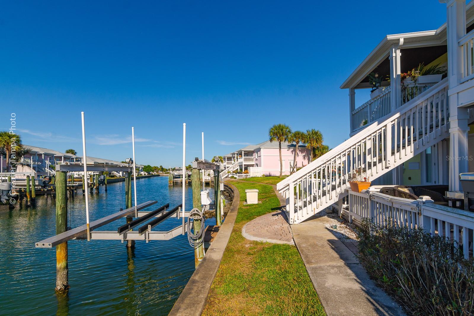 5215 COQUINA KEY DRIVE SE A