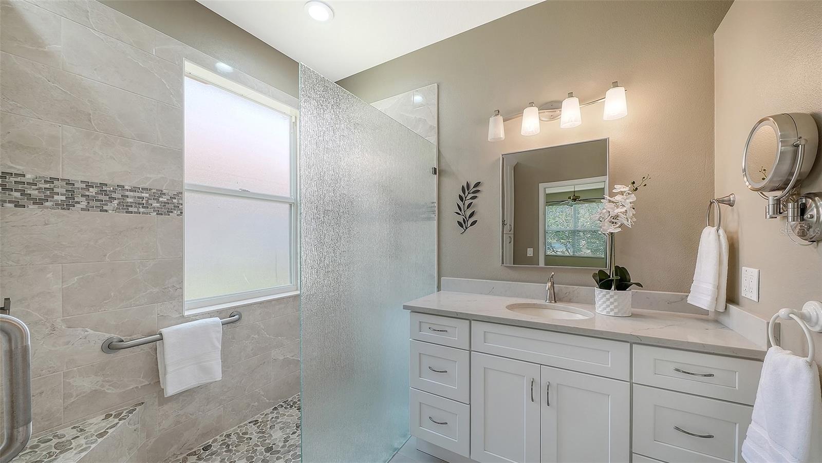 PELICAN POINTE GOLF & CC - Residential