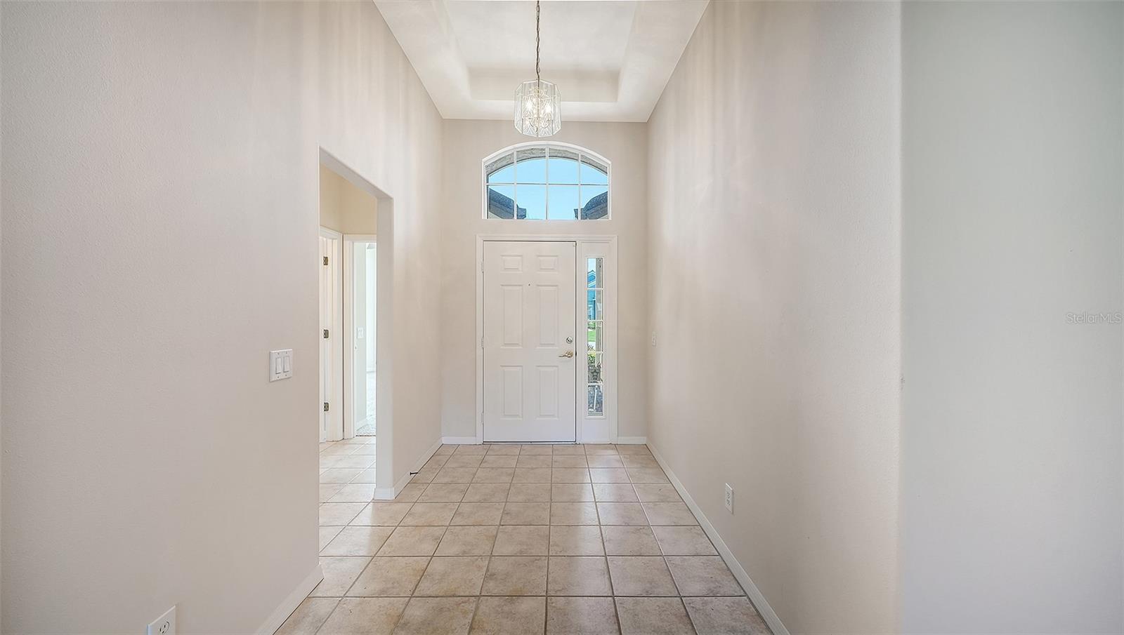 PELICAN POINTE GOLF & CC - Residential