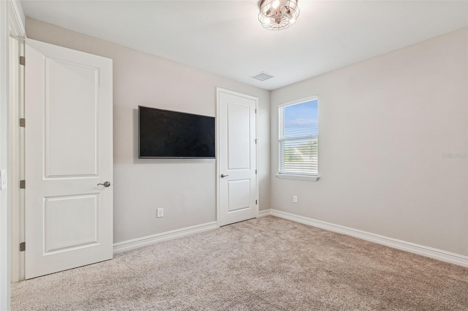 MEADOW POINTE 4 PRCL AA SOUTH M - Residential