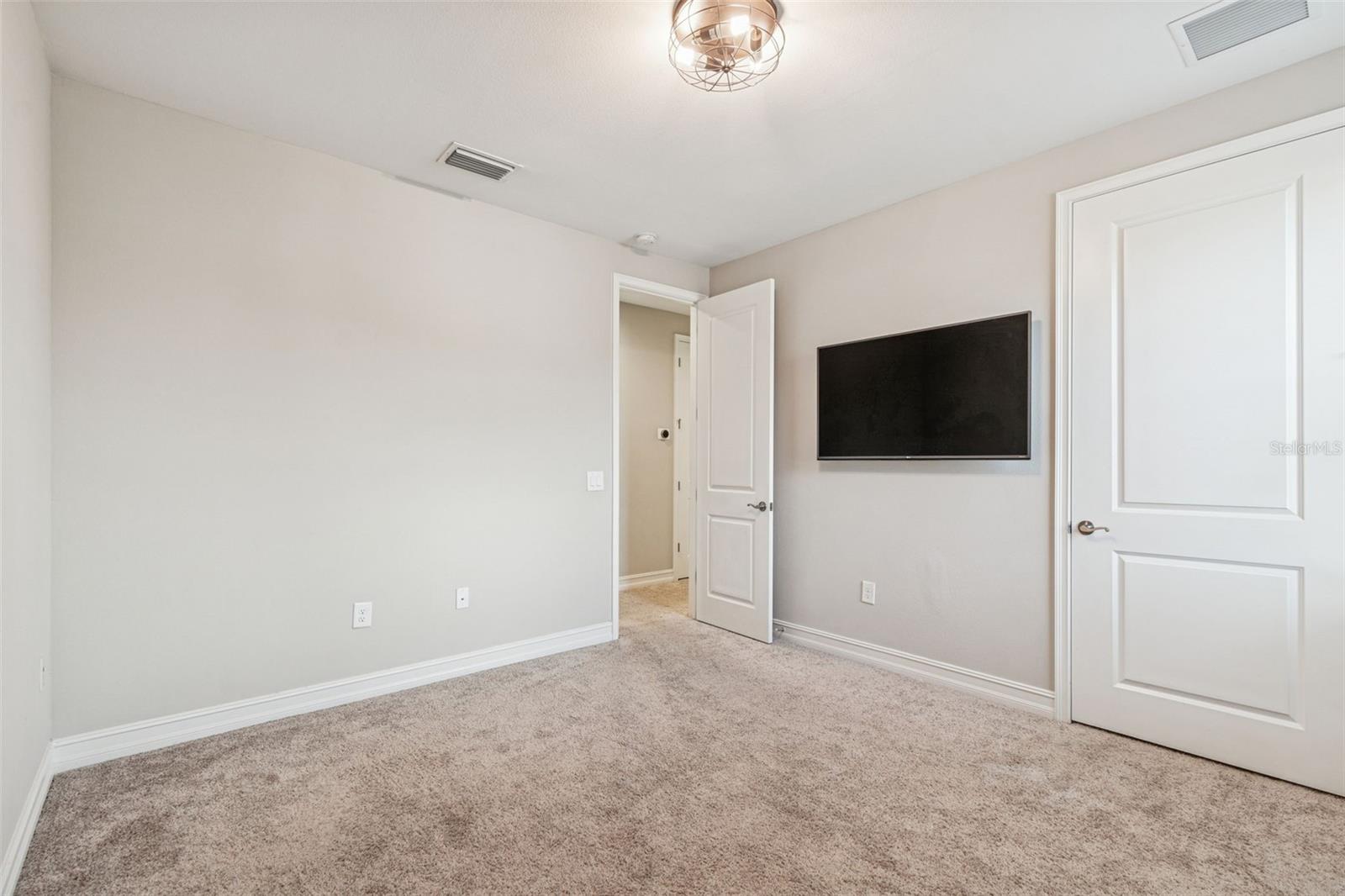 MEADOW POINTE 4 PRCL AA SOUTH M - Residential