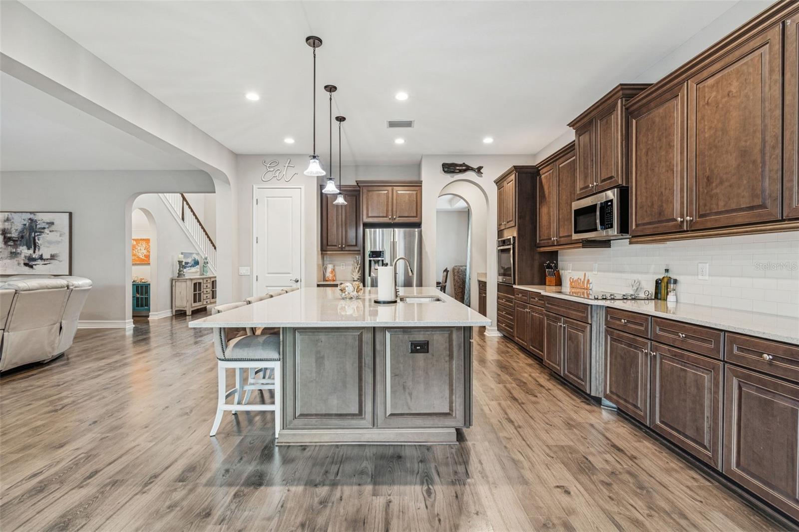 MEADOW POINTE 4 PRCL AA SOUTH M - Residential