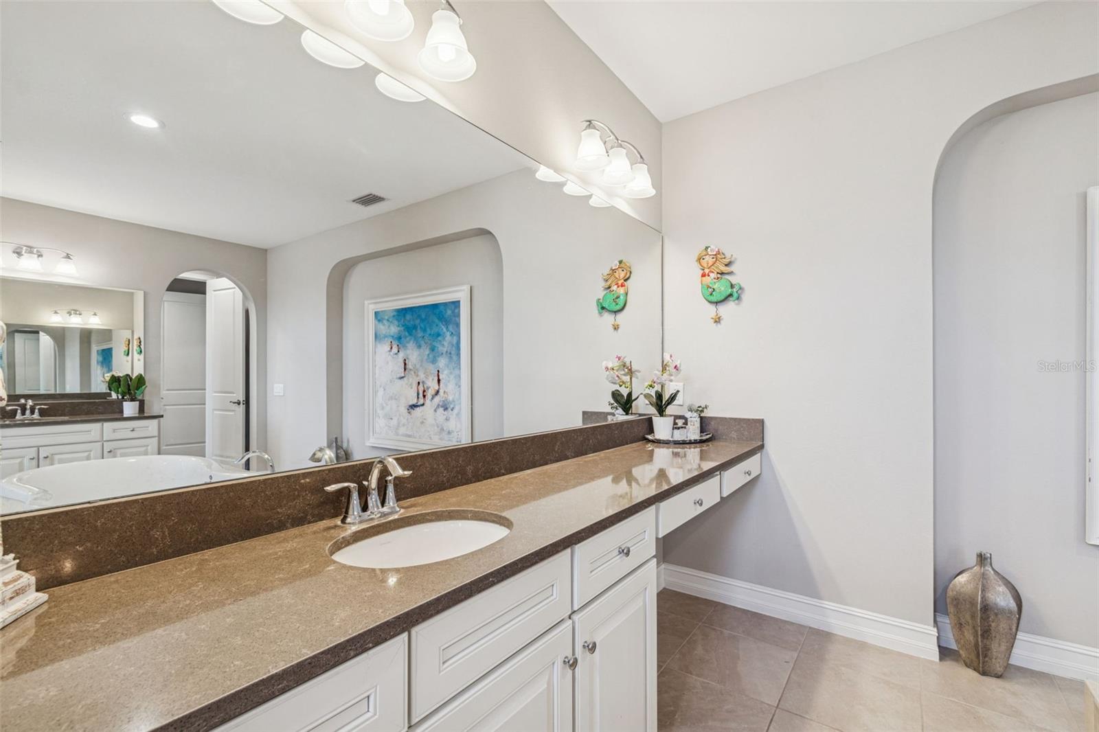 MEADOW POINTE 4 PRCL AA SOUTH M - Residential