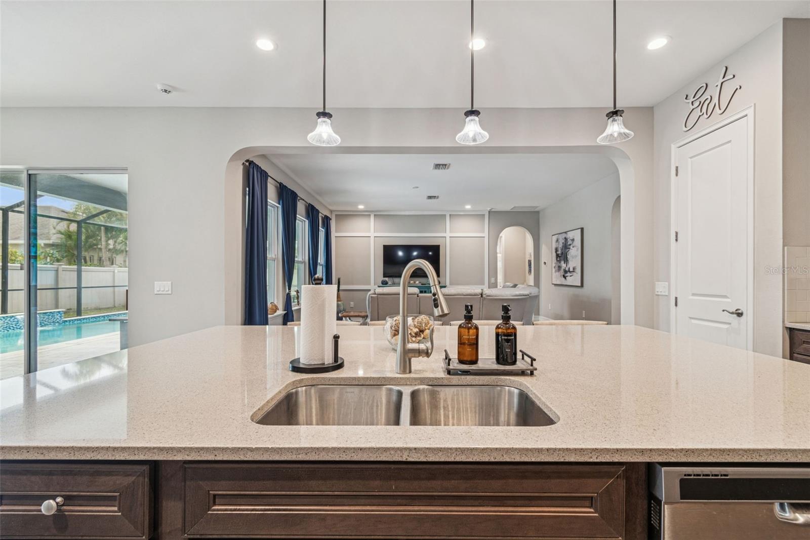 MEADOW POINTE 4 PRCL AA SOUTH M - Residential