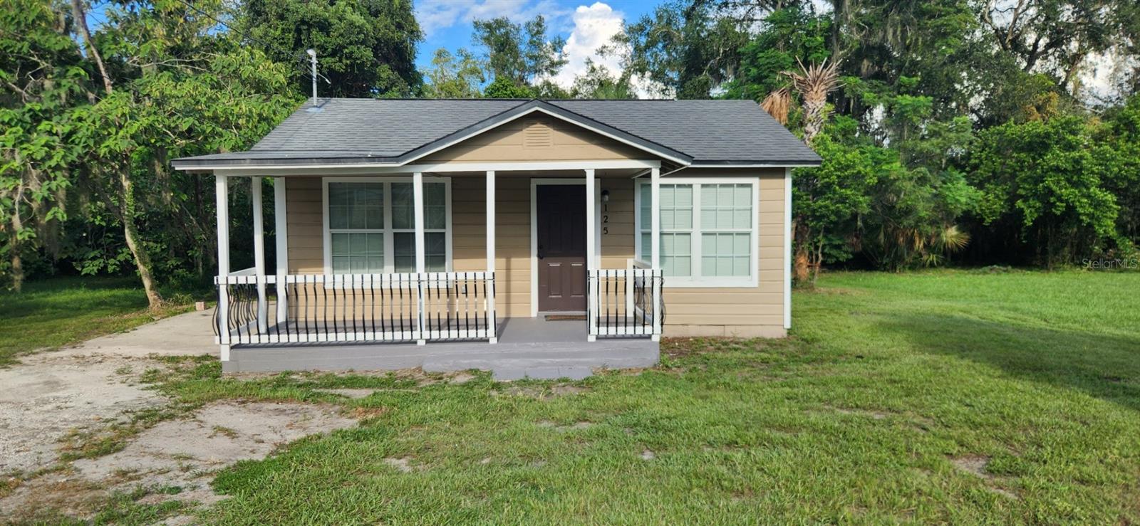 Welcome home to this beautifully renovated 2-bedroom, 1-bath residence in the heart of Apopka! Located on a quiet street, this charming home features modern upgrades while maintaining its cozy, inviting feel—perfect for small families, couples, or roommates. The home features a spacious living area with natural light, a stylish kitchen with updated appliances, washer/dryer hookups, central AC & heating, large yard space (pet-friendly!). Conveniently located near shopping, dining, and parks. Easy access to major highways for commuting. Quiet, family-friendly neighborhood. Steps away from Kit Land Nelson Park, Apopka Skate Park, Doctors' Dog Park, Edwards Field, and so much more. Ready for immediate move-in! Don’t miss your chance to call this gorgeous home yours. Contact us now for more information or to apply.