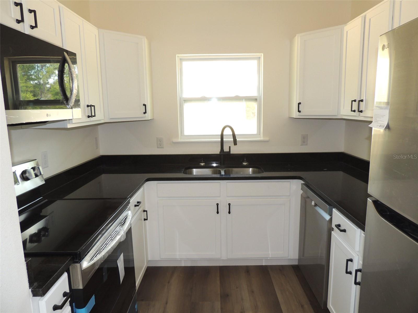 GREEN HIGHLAND PARK - Residential