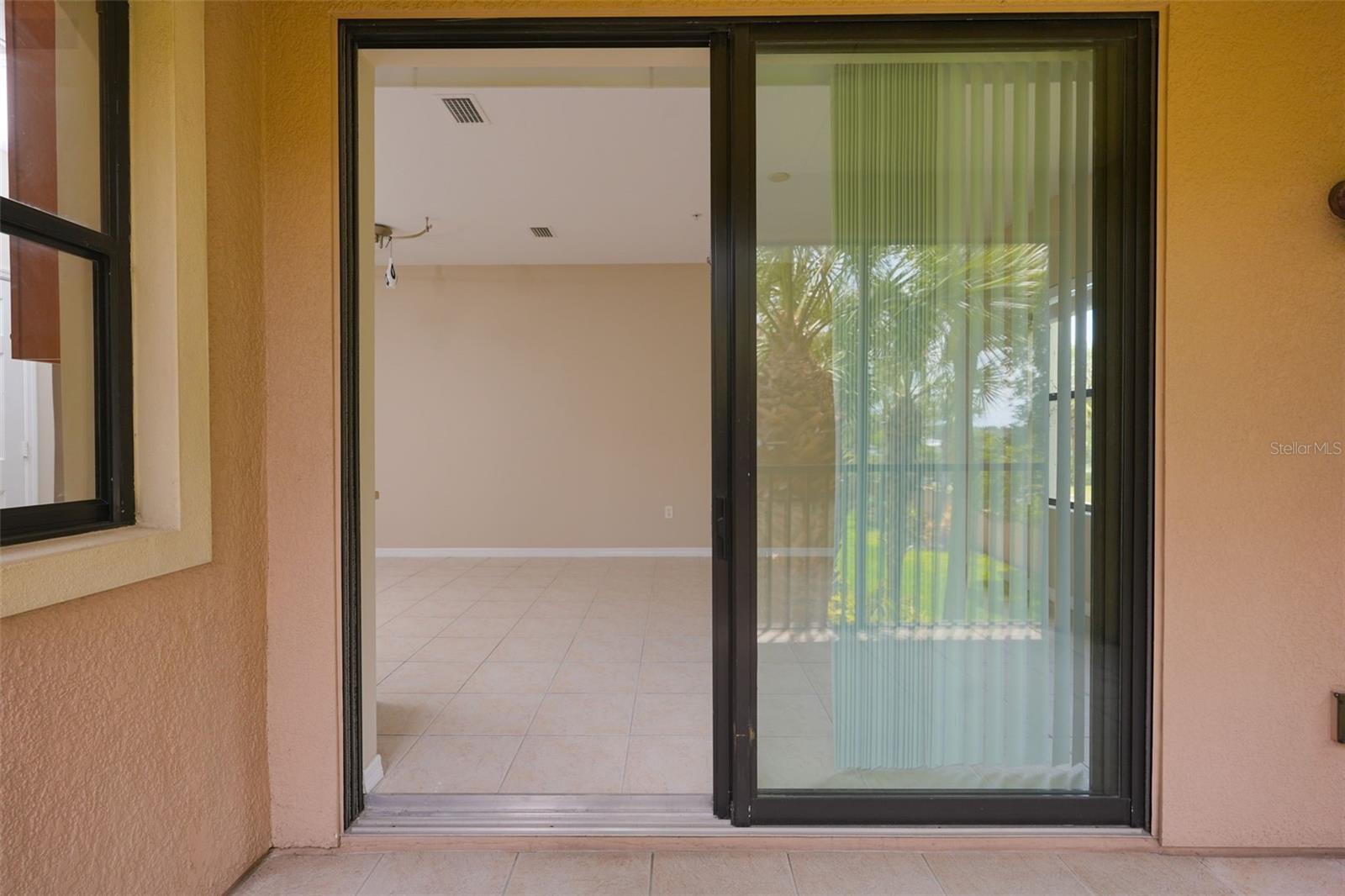 PALMA SOLA TRACE - Residential