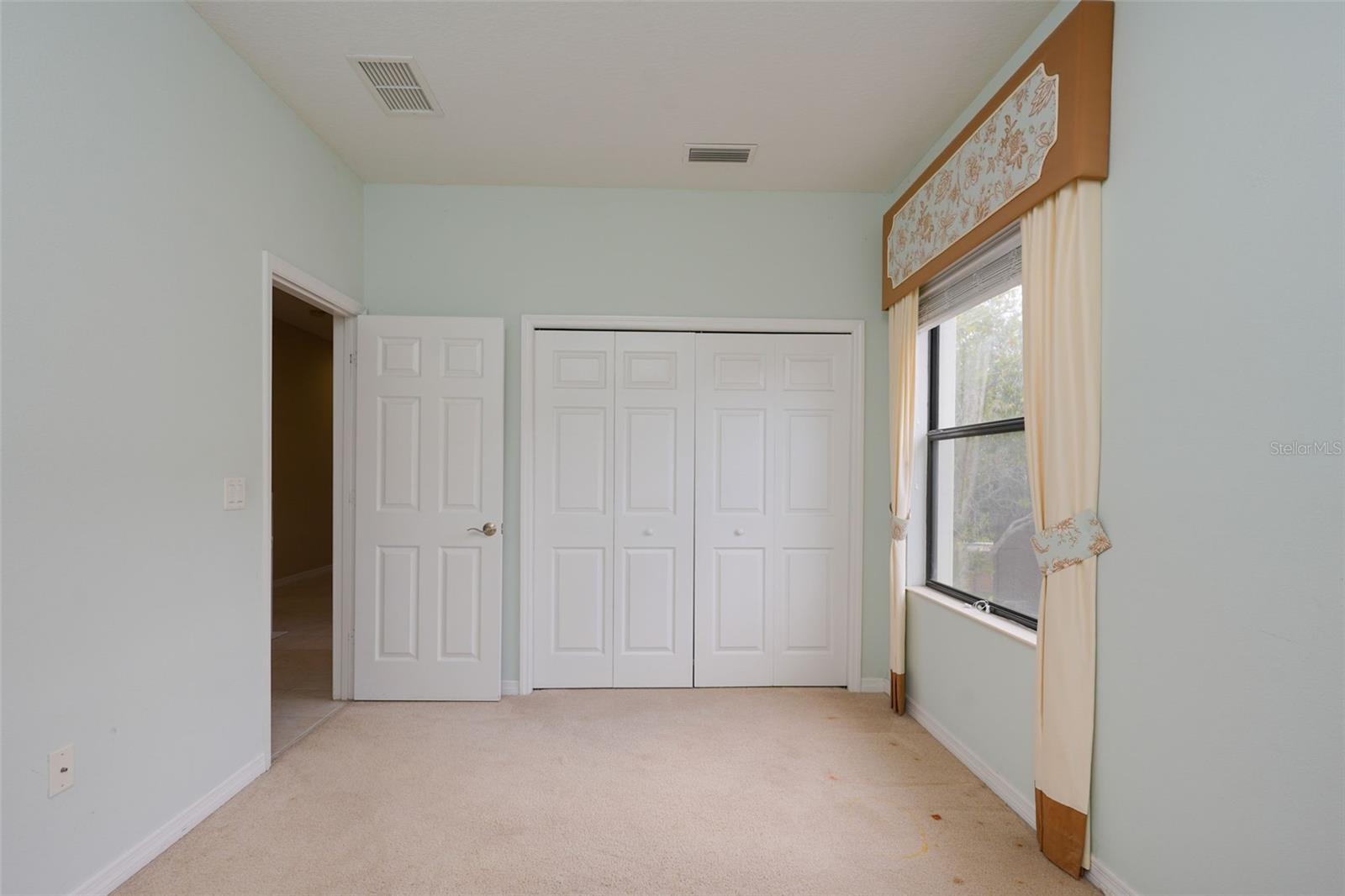 PALMA SOLA TRACE - Residential