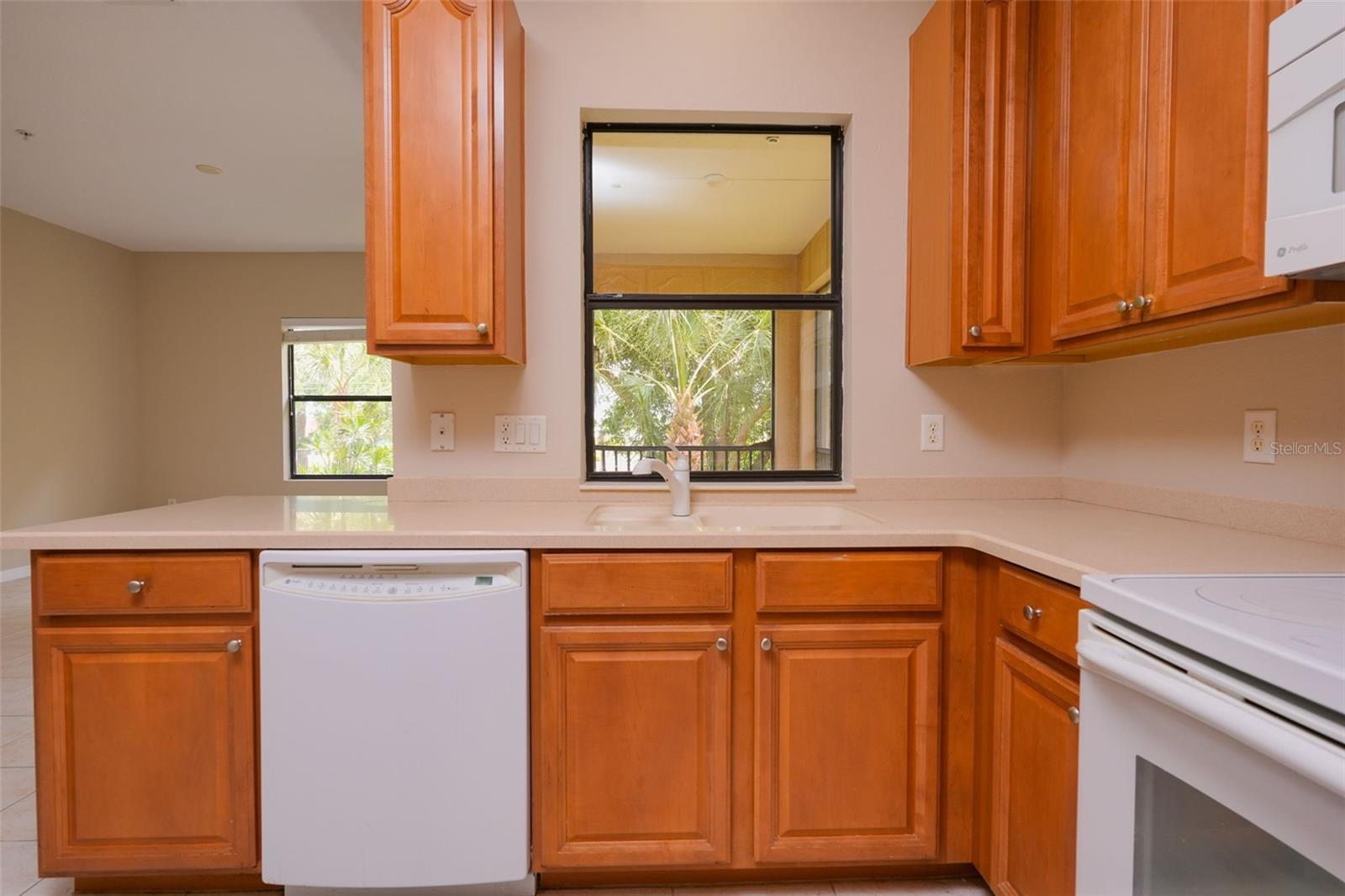 PALMA SOLA TRACE - Residential