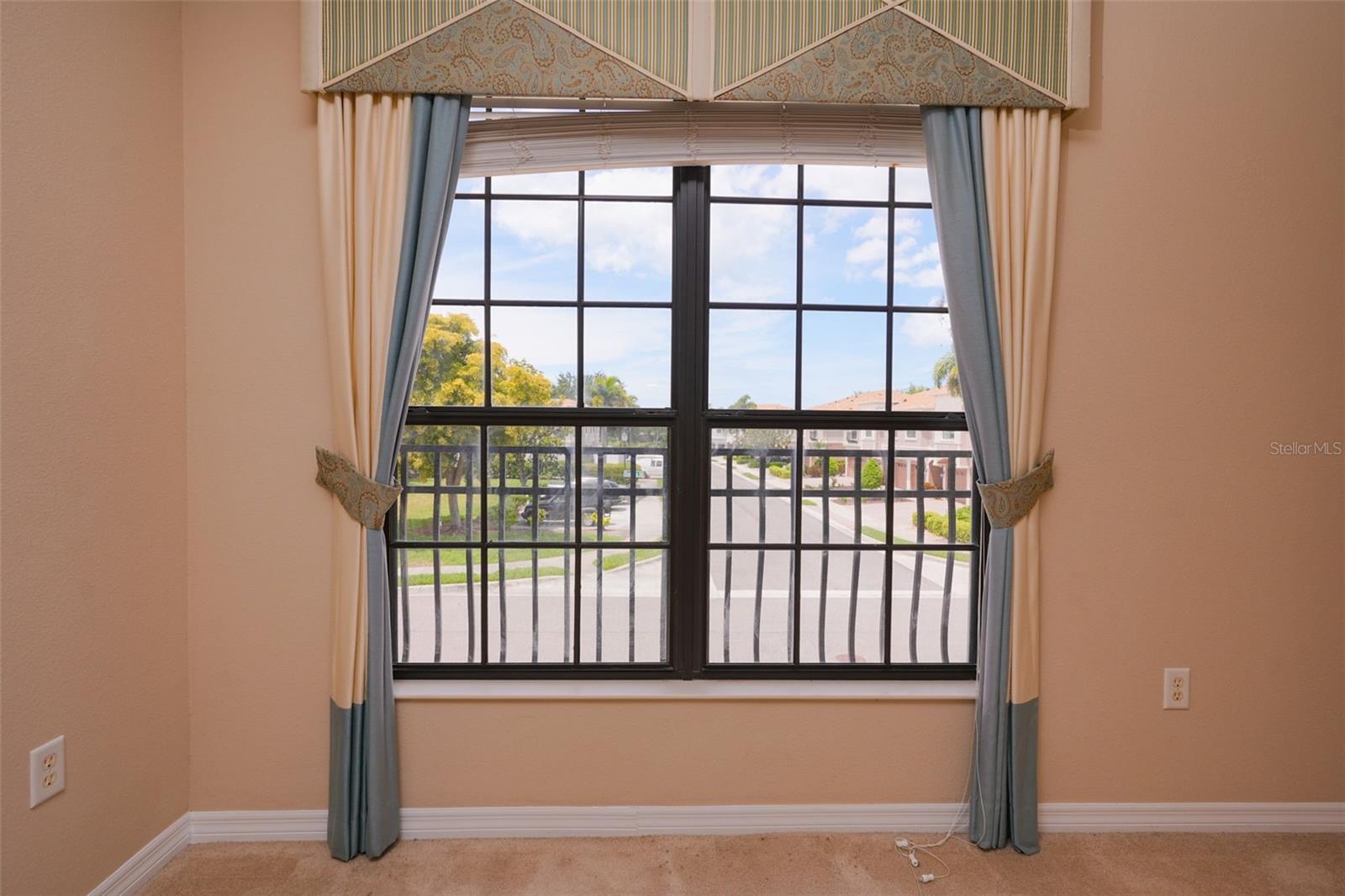 PALMA SOLA TRACE - Residential