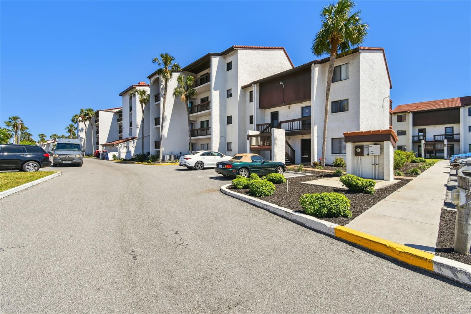 1624 STICKNEY POINT ROAD 24-206