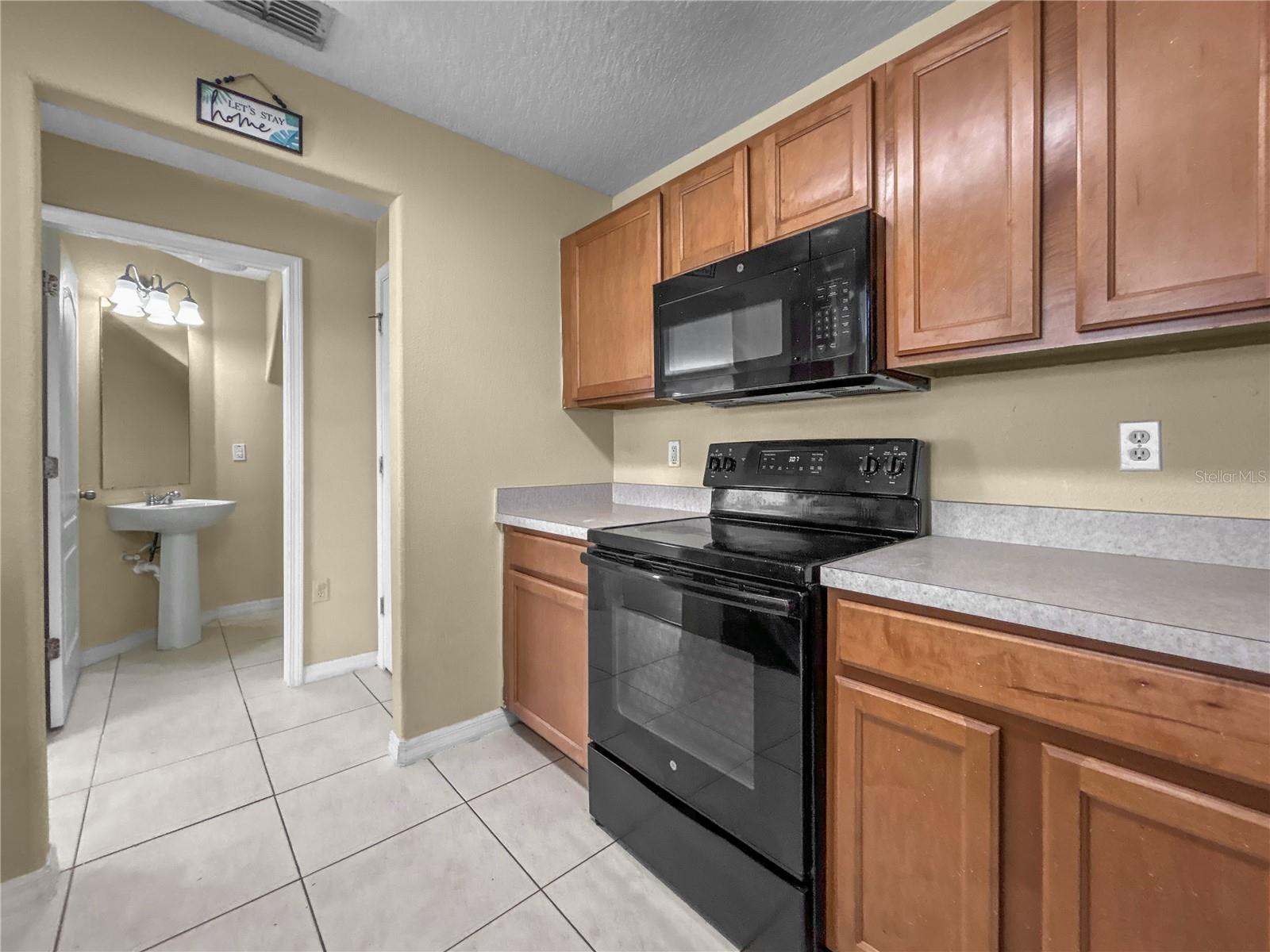 COBBLESTONE LANDING TWNHMS CONDO - Residential Lease