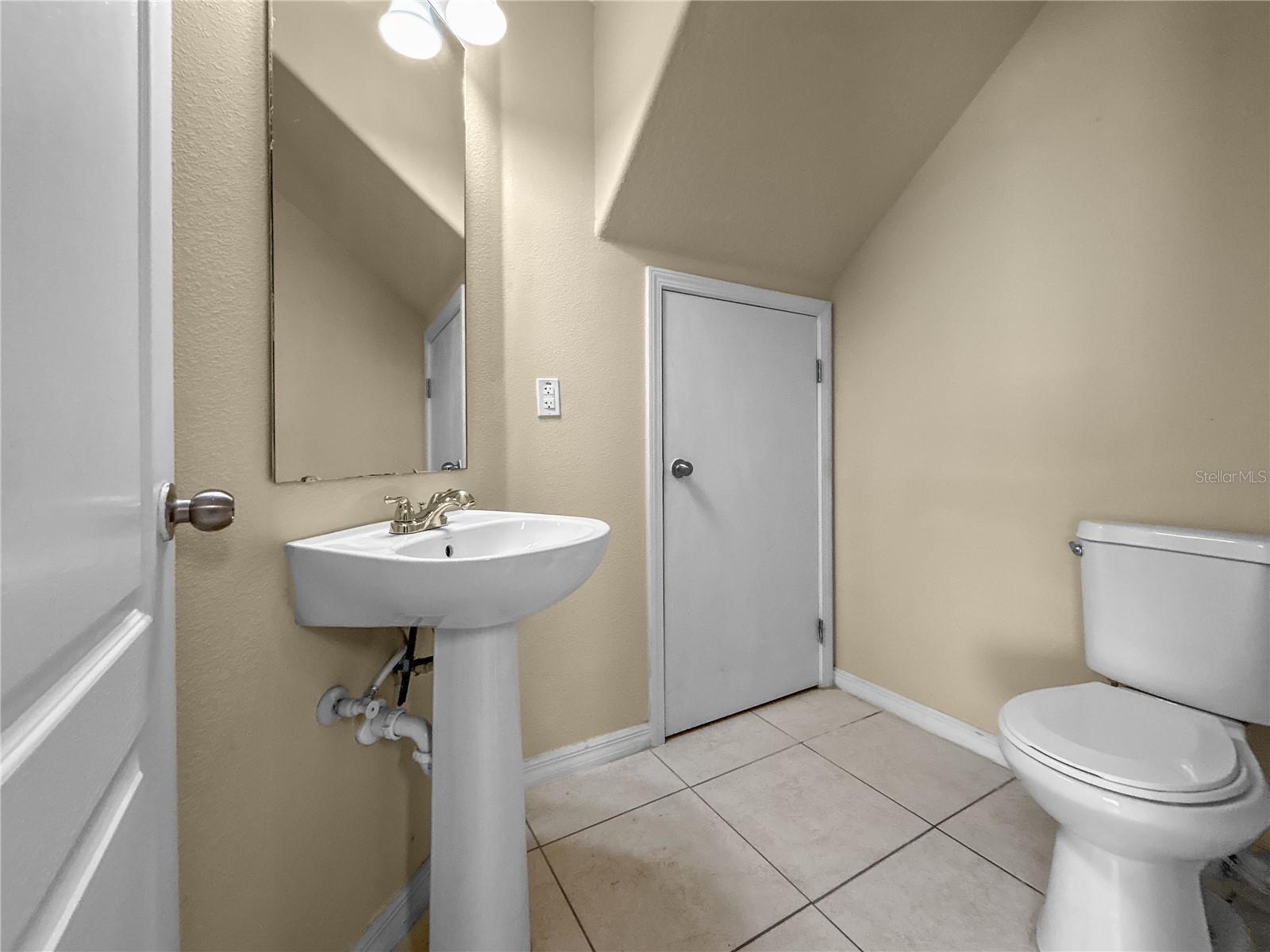COBBLESTONE LANDING TWNHMS CONDO - Residential Lease