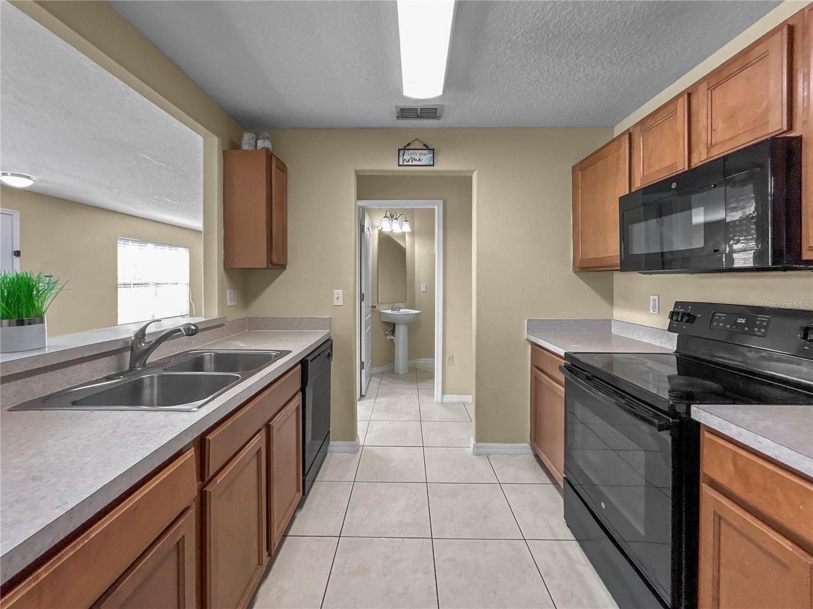 COBBLESTONE LANDING TWNHMS CONDO - Residential Lease