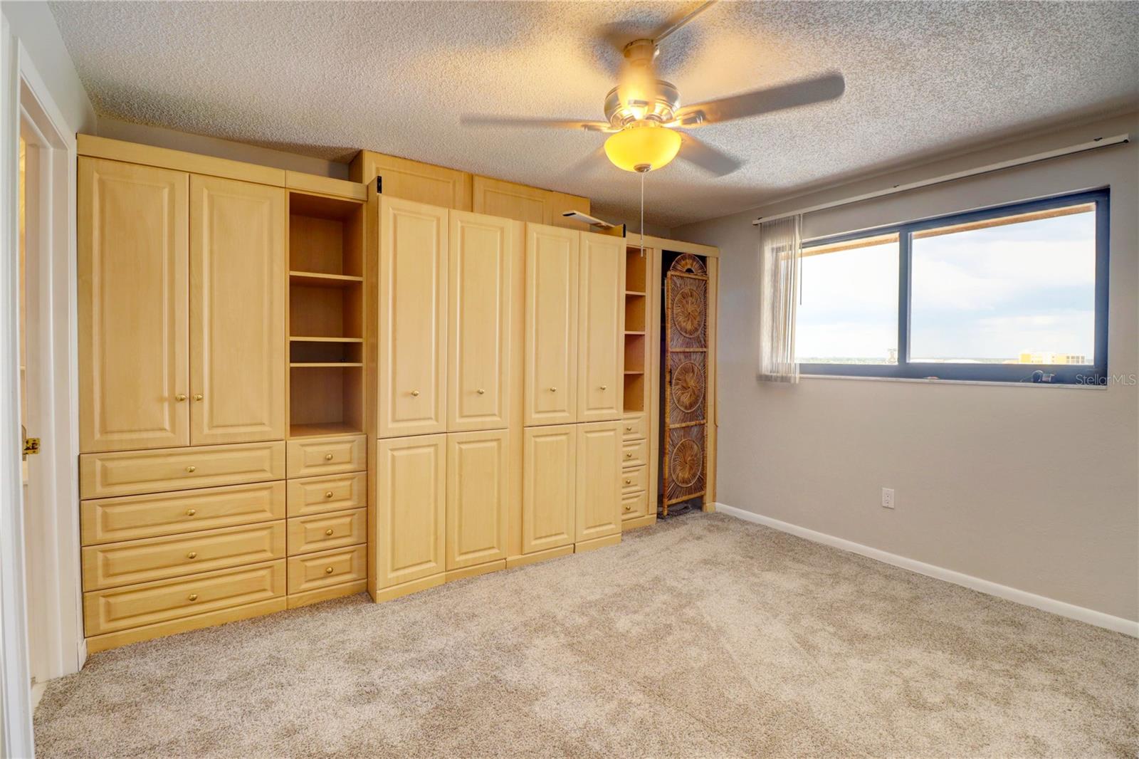 RIVER TOWERS CONDO - Residential