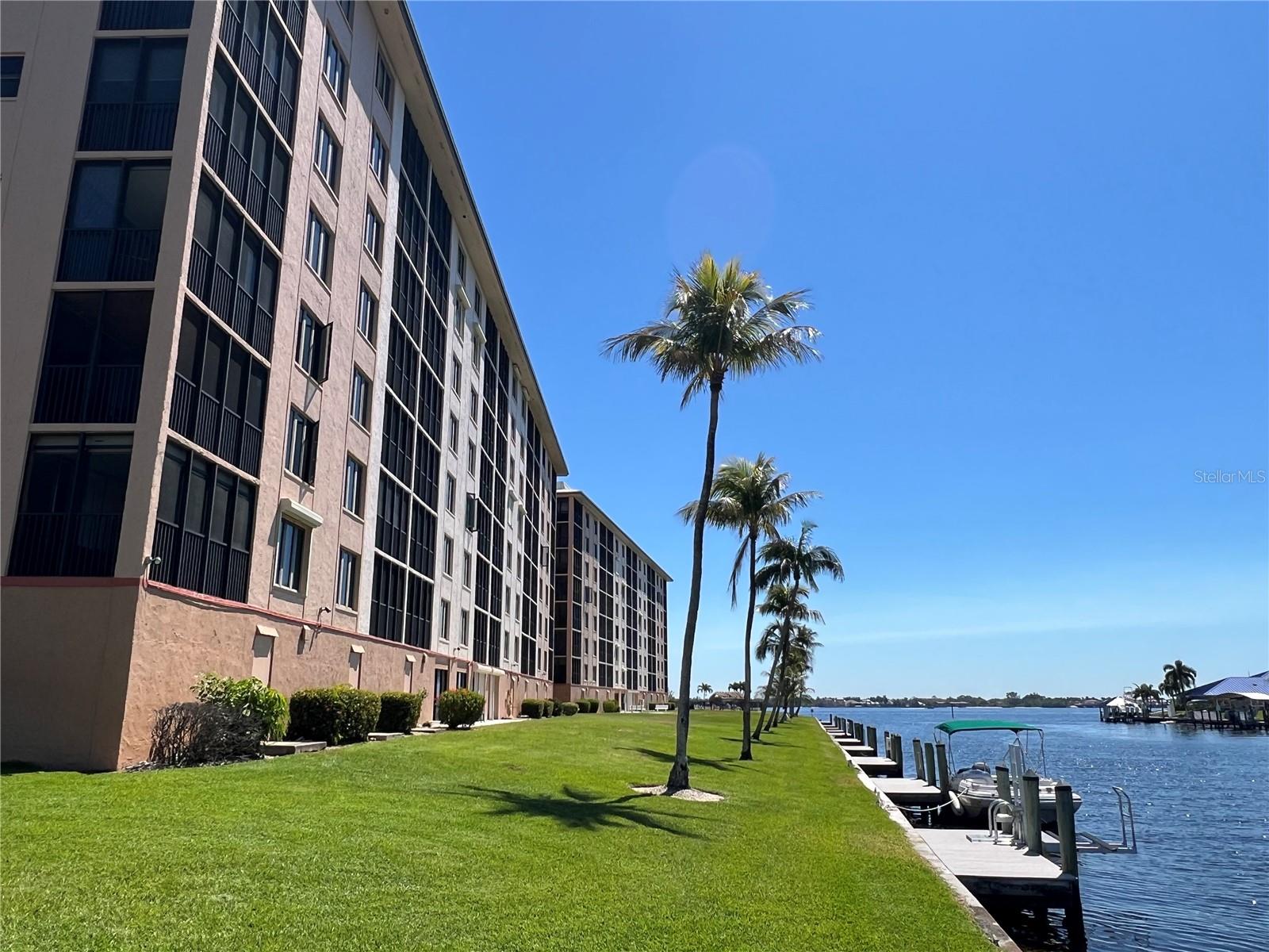 RIVER TOWERS CONDO - Residential