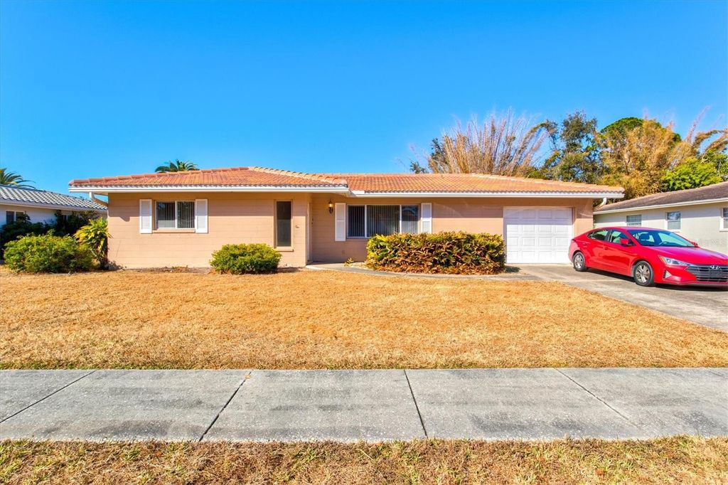 Photo of 2501 Cass Street, Sarasota, FL 34231 (MLS # A4682285)