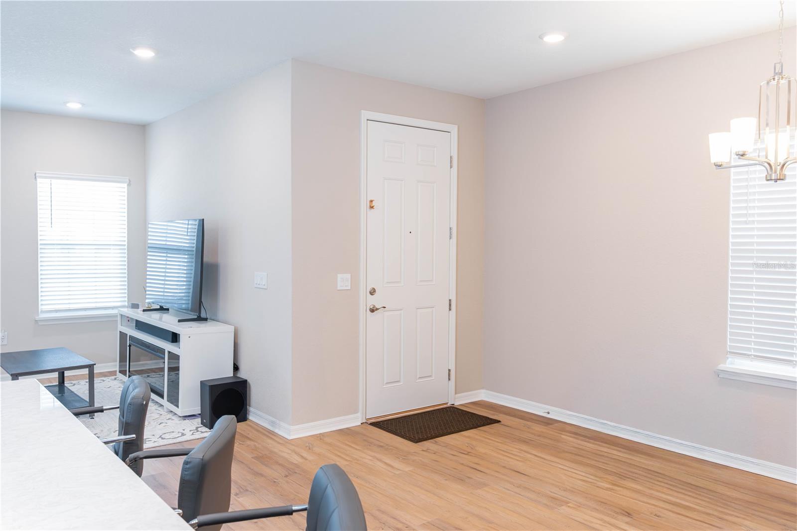 387 CROSSINGS AVENUE