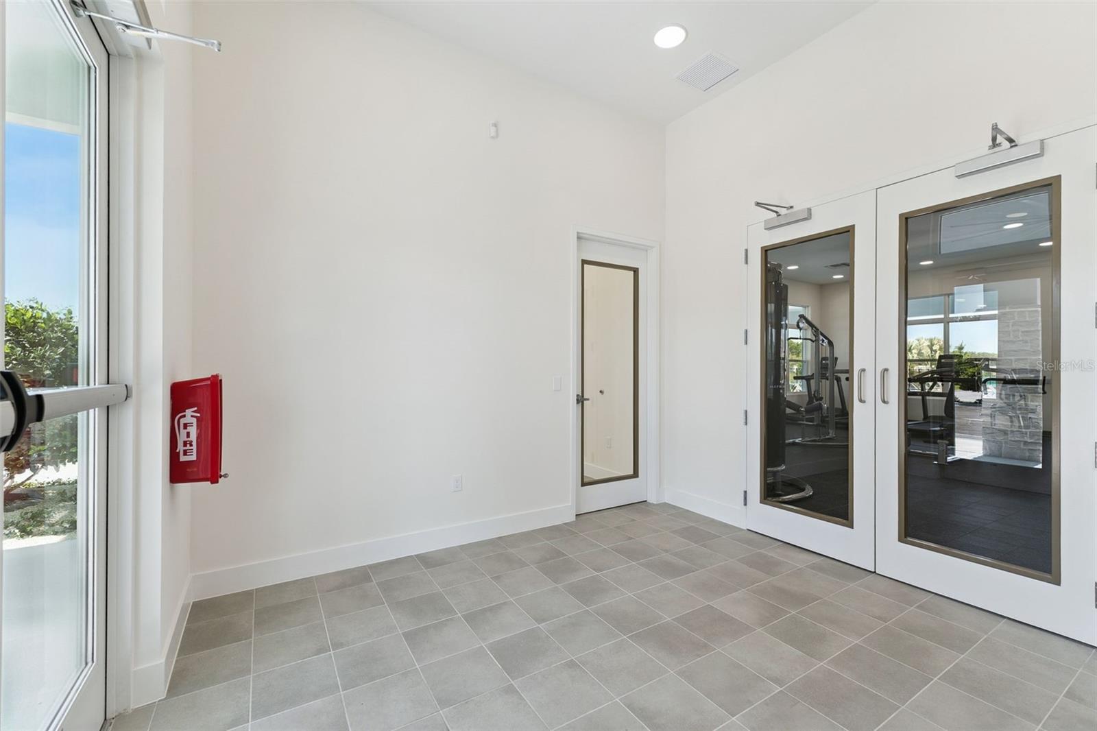 FOUNTAIN VIEW - Residential