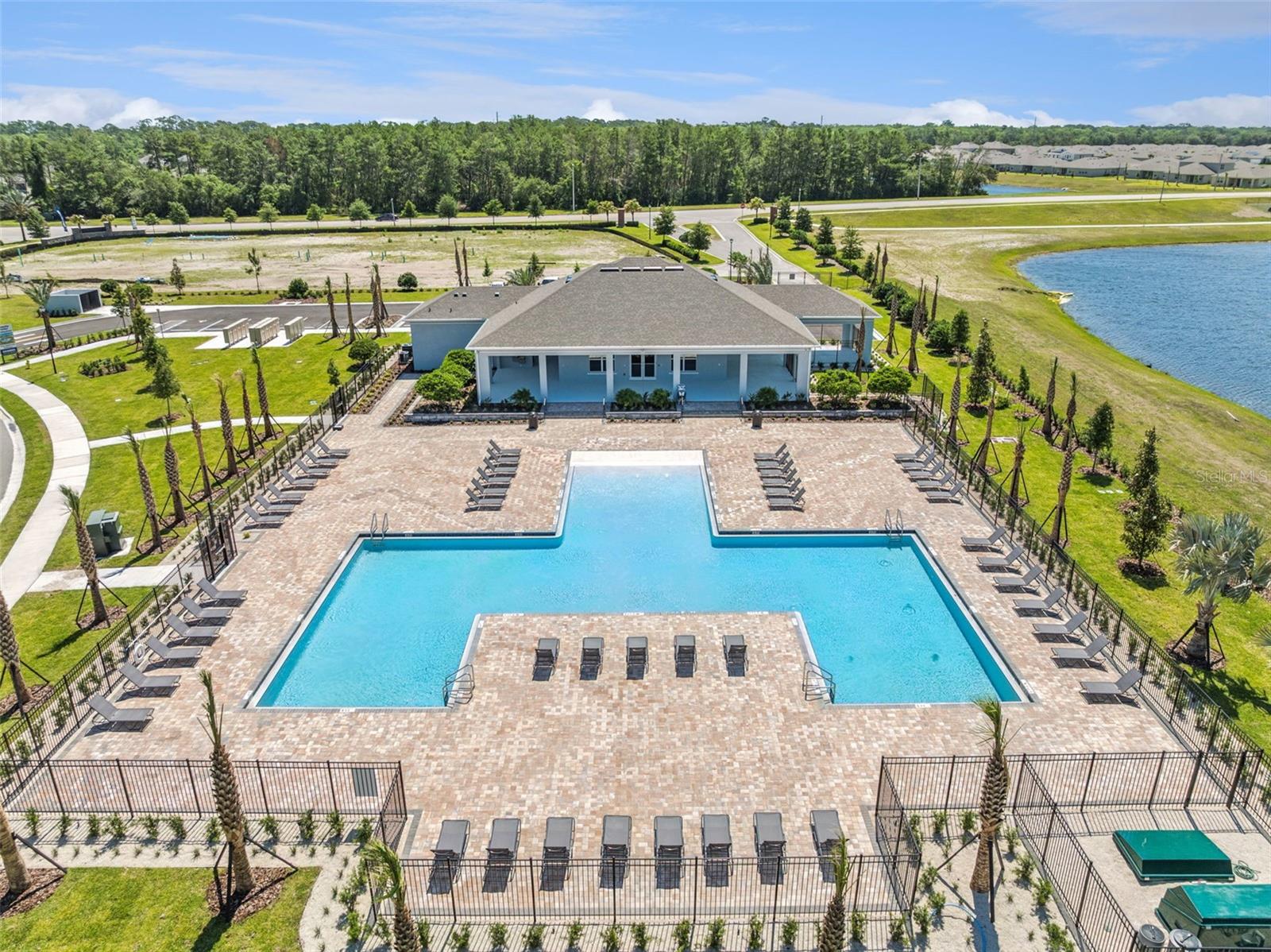 FOUNTAIN VIEW - Residential